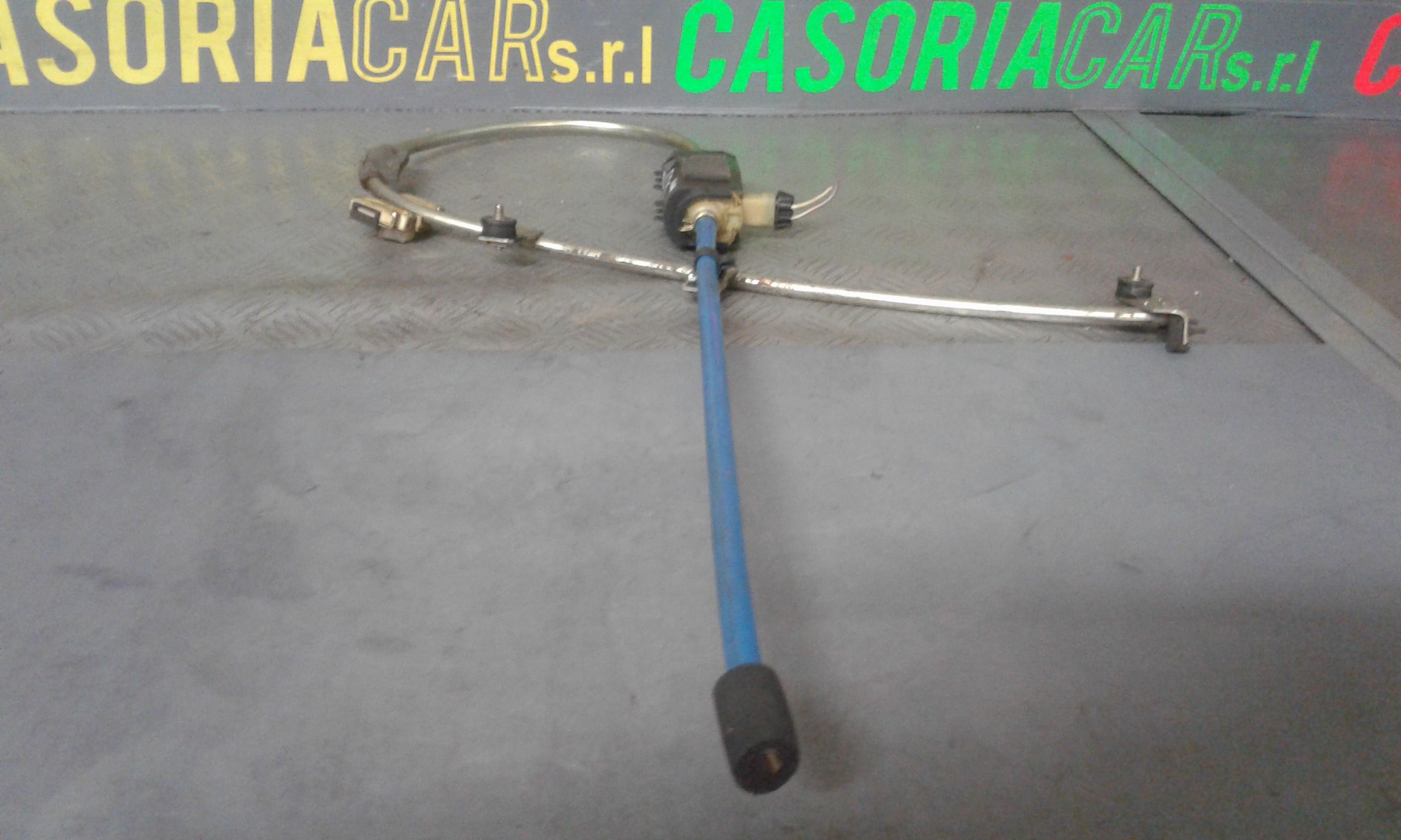 Alzacristallo Porta Ant. Destro Usato