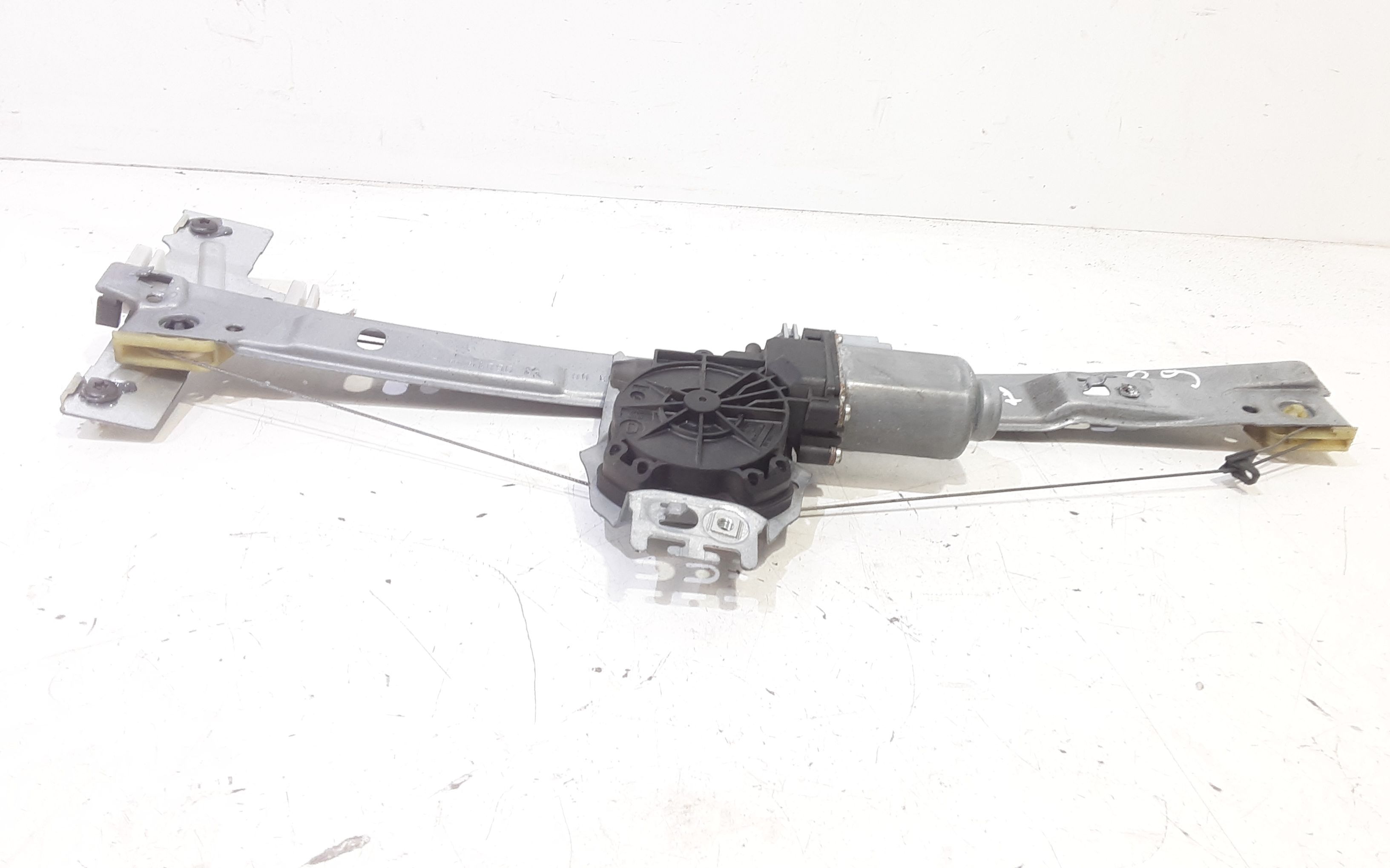 Alzacristallo Porta Ant. Destro Usato