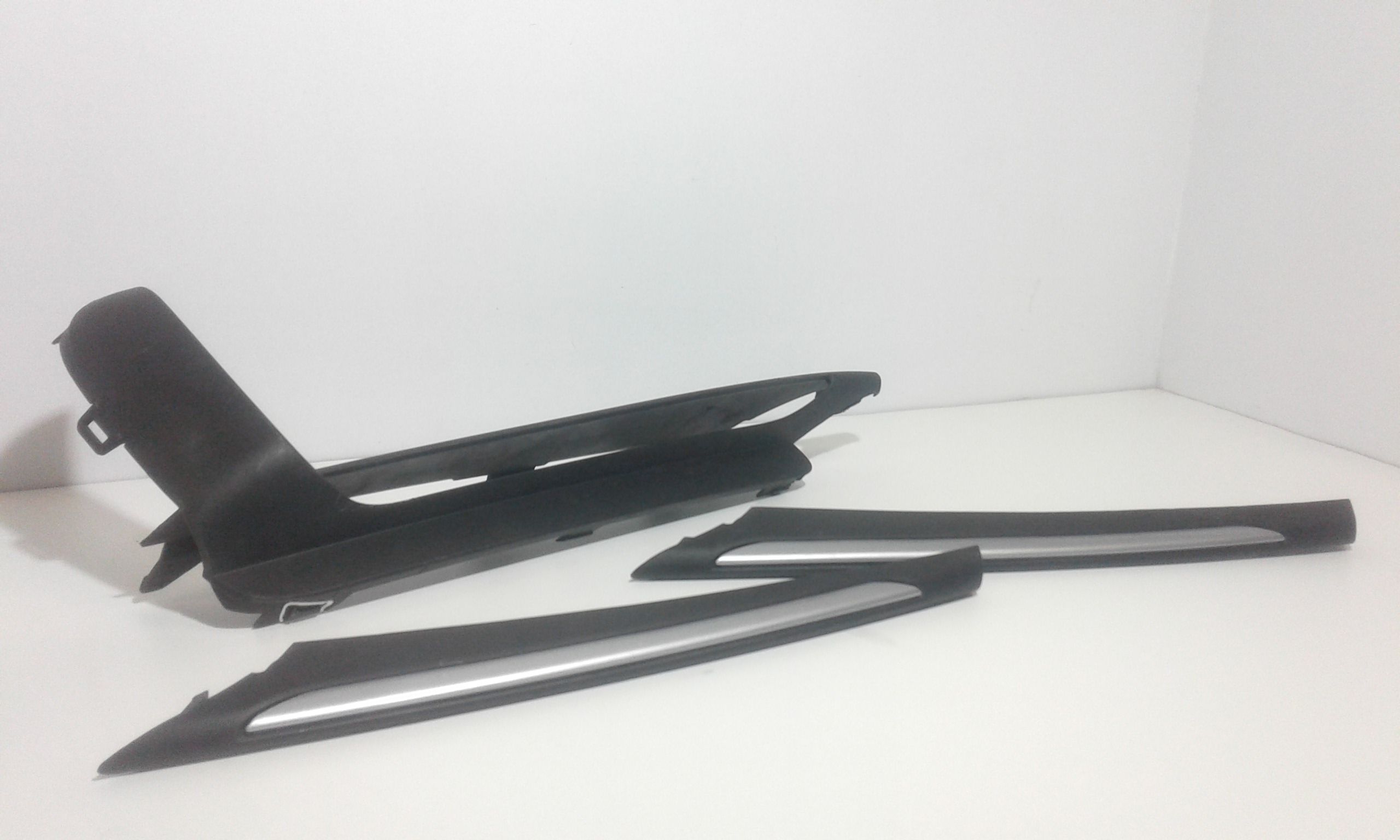 Griglia Paraurti Ant. 9Y0807683POK1 Usato