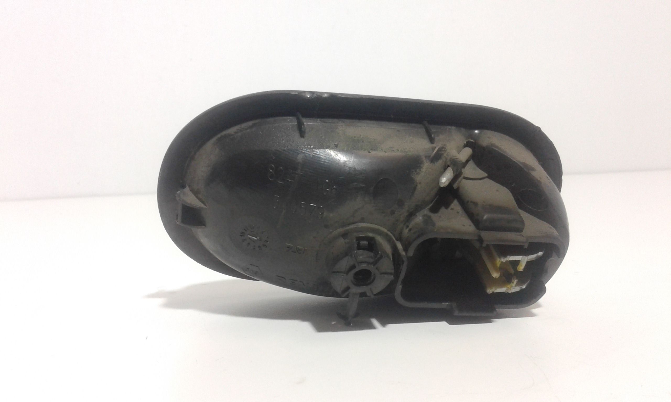 Maniglia Int. Apertura Porta Ant. Sinistro 8200310579 Usato