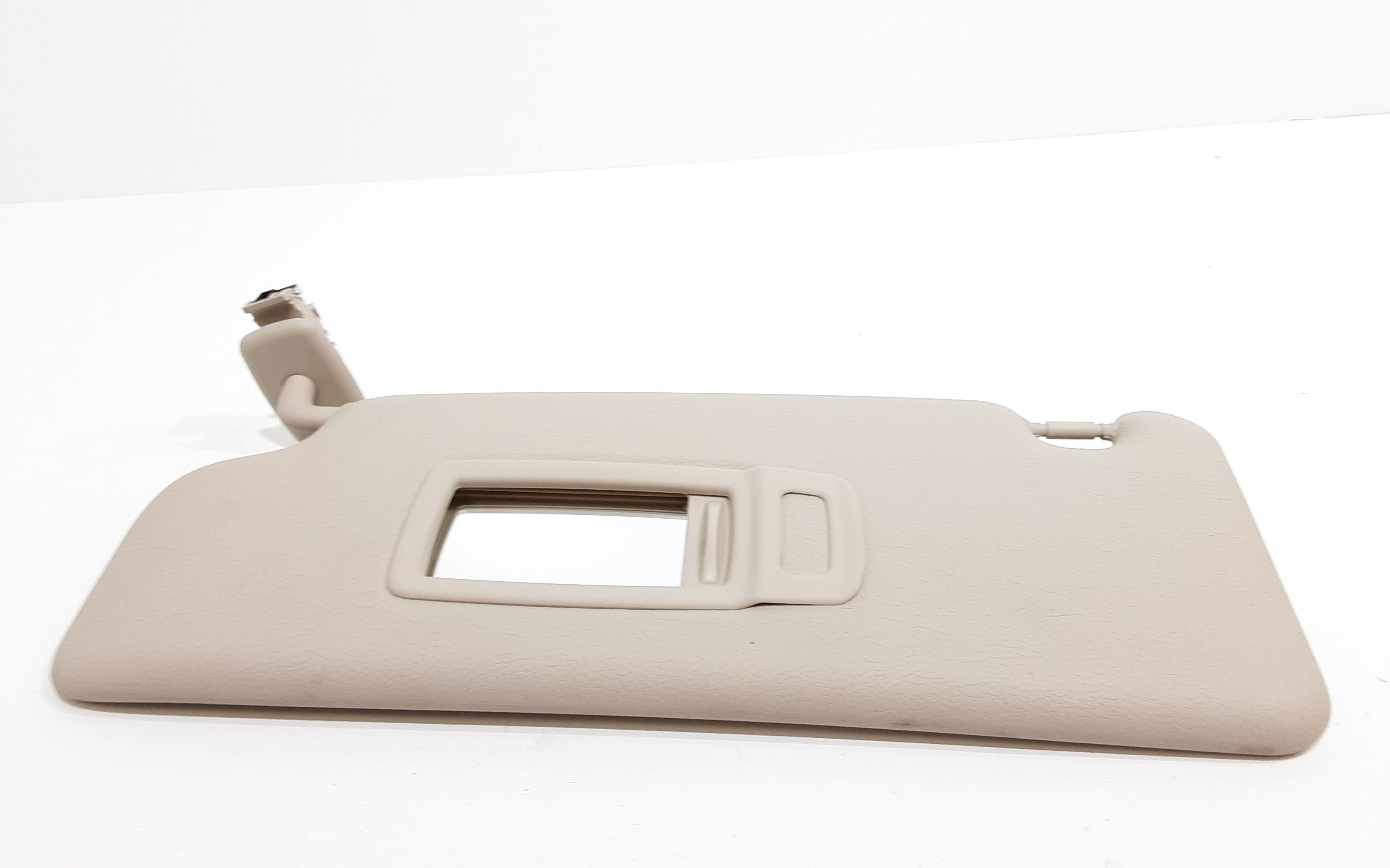 Aletta Parasole Parabrezza Sinistro 51447393405 Usato