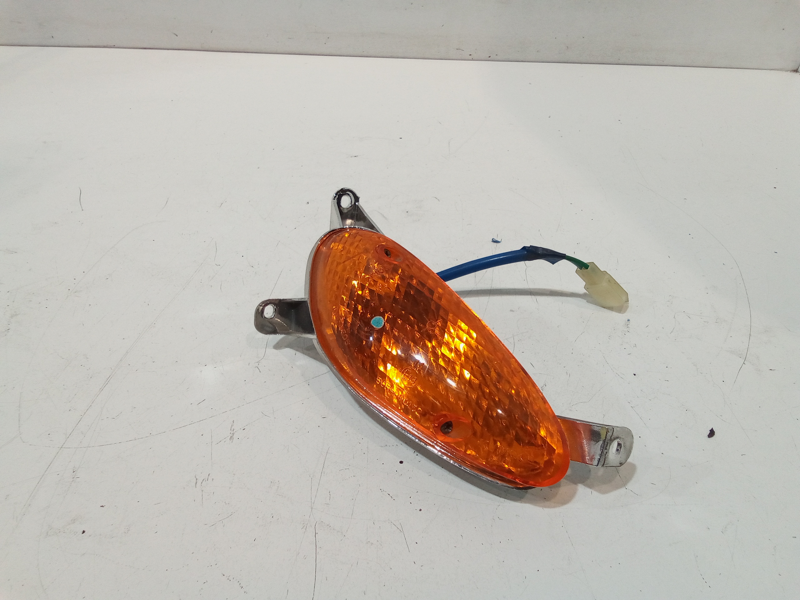 Lampada Direzione Ant. Destro Usato