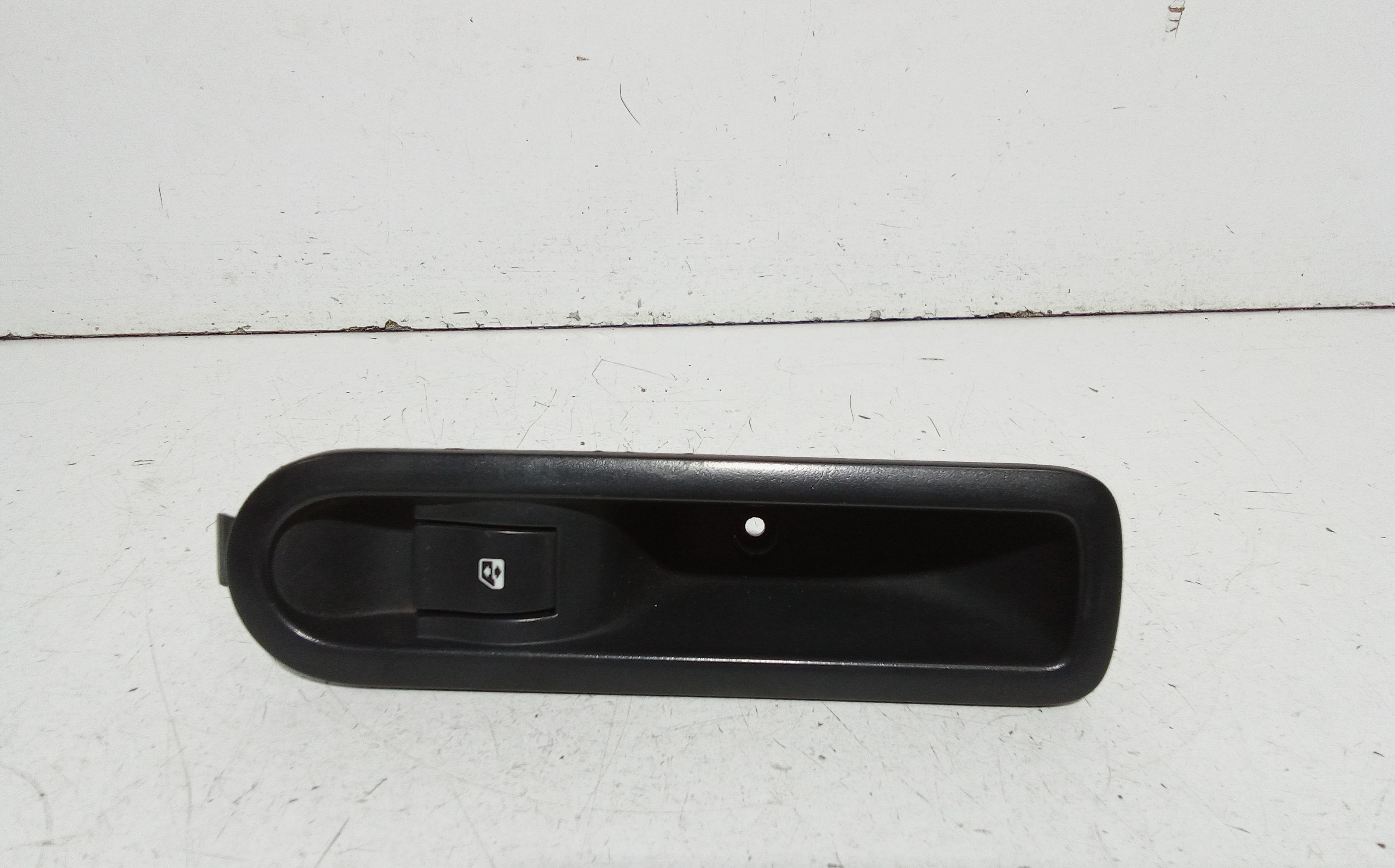 Interruttore Alzacristalli Porta Post. Sinistro Usato