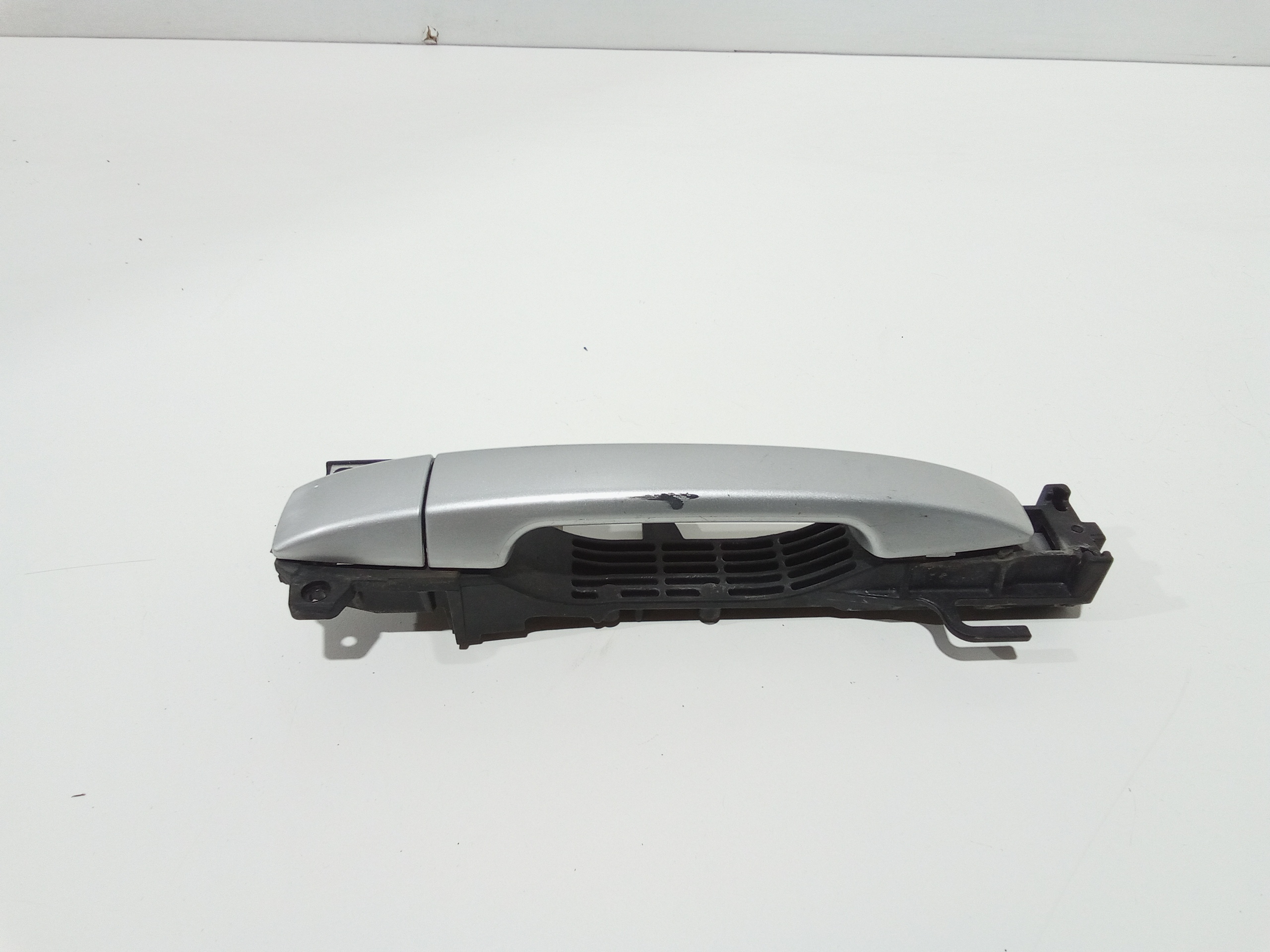 Maniglia Porta Ant. Destro 61160FG000G2 Usato