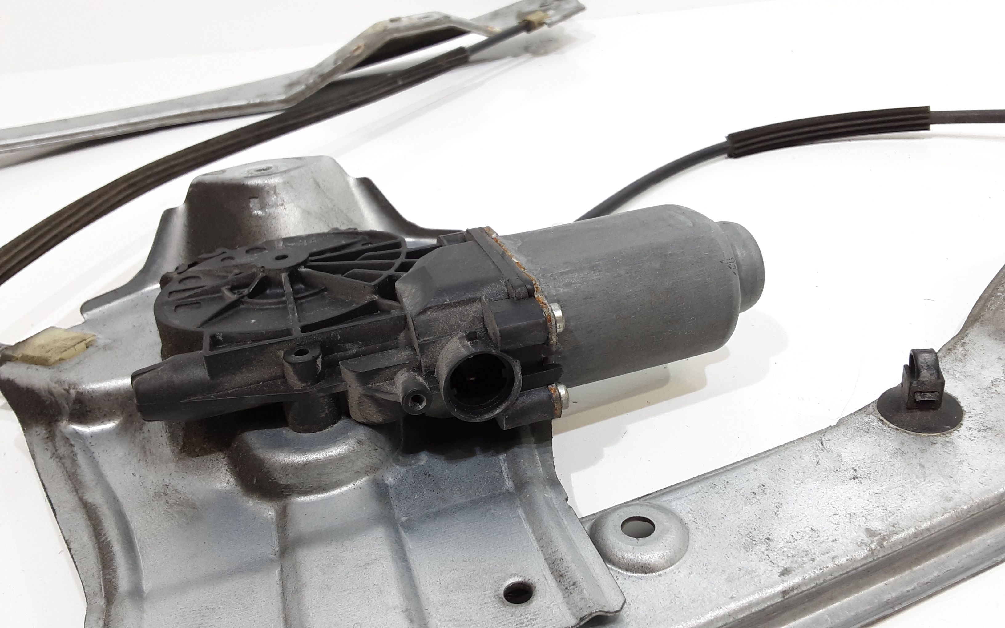 Alzacristallo Porta Ant. Destro Usato