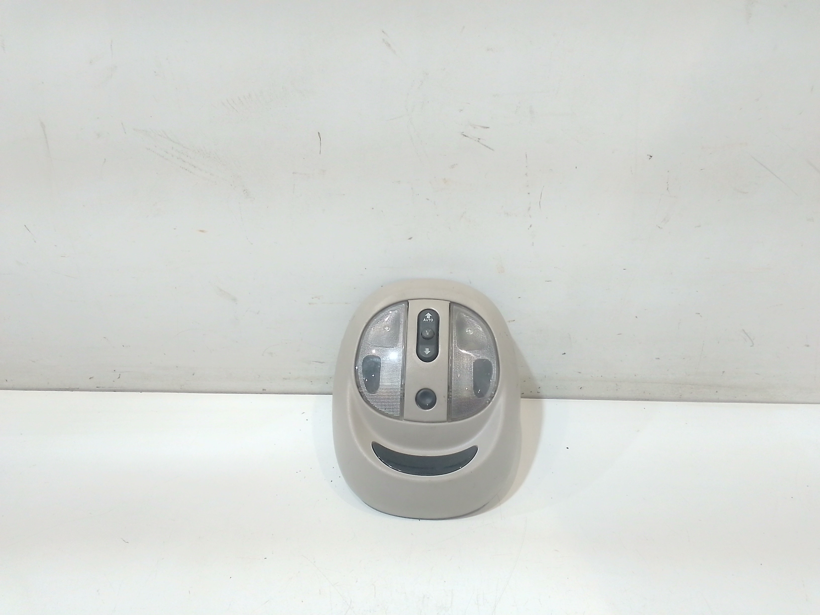 Luce Cortesia Ant. Tetto Usato