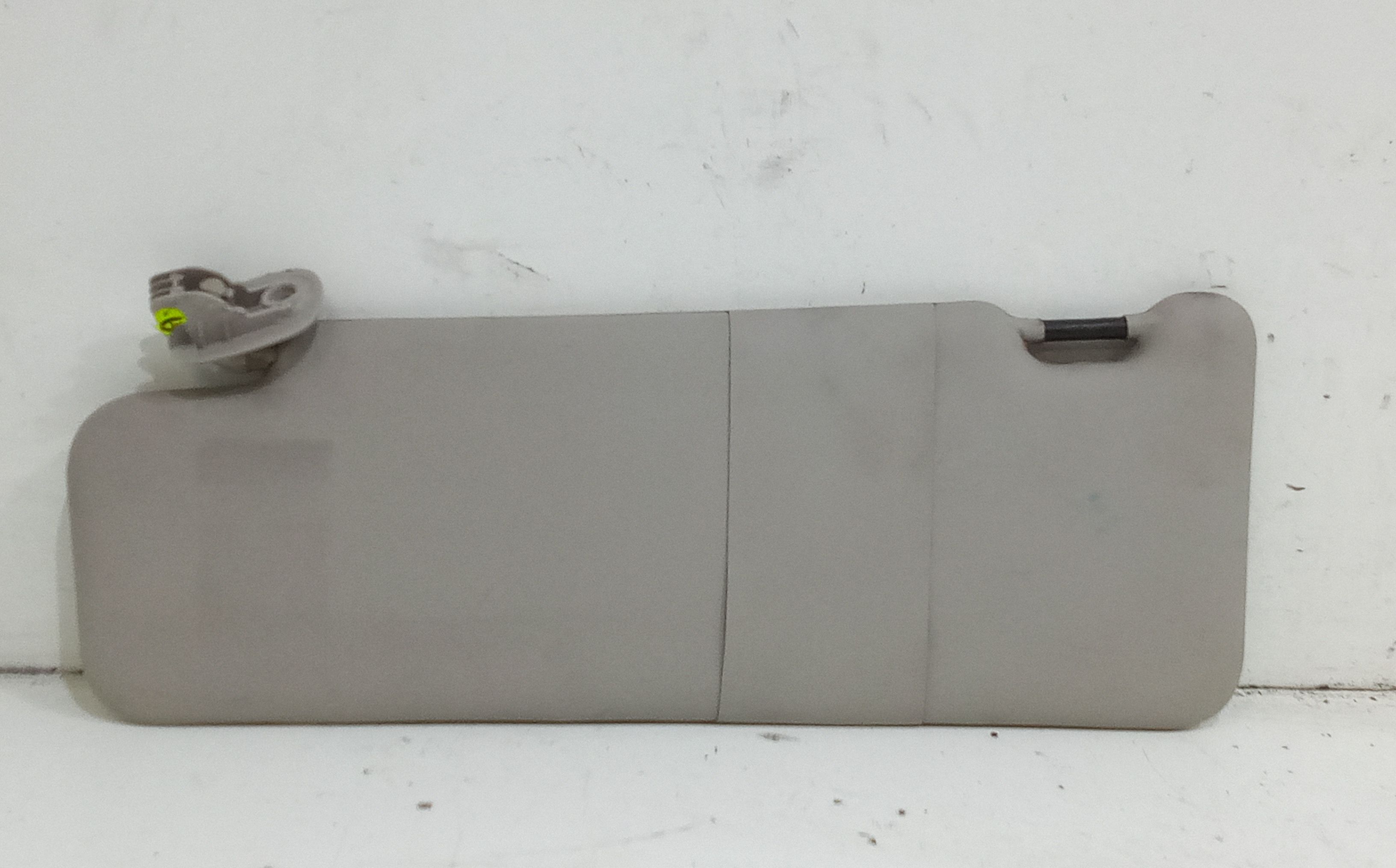 Aletta Parasole Parabrezza Sinistro 964016685R Usato