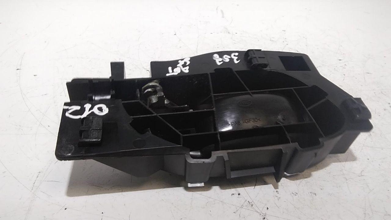 Maniglia Int. Apertura Porta Ant. Sinistro 9143Q1 Usato