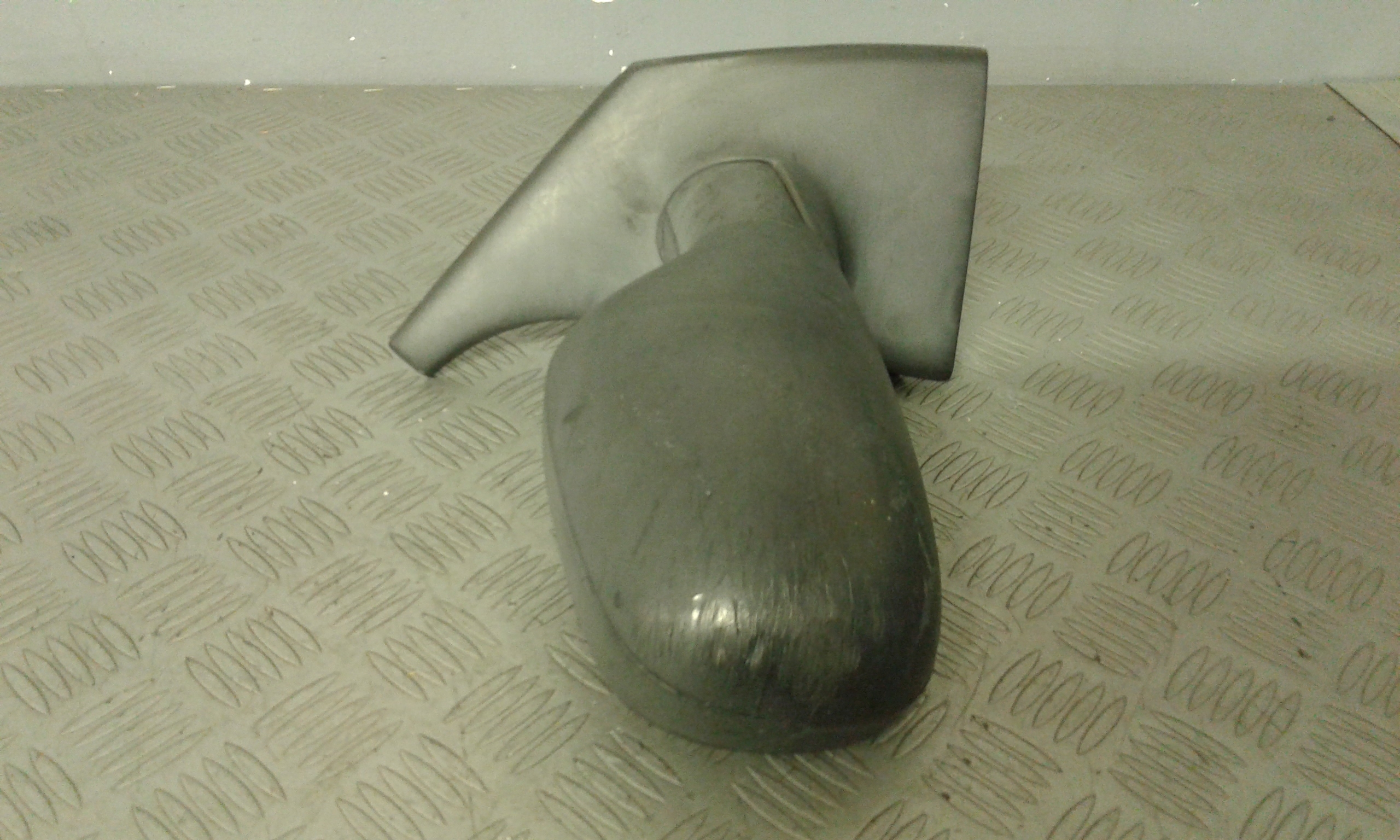 Retrovisore Est. Destro Usato