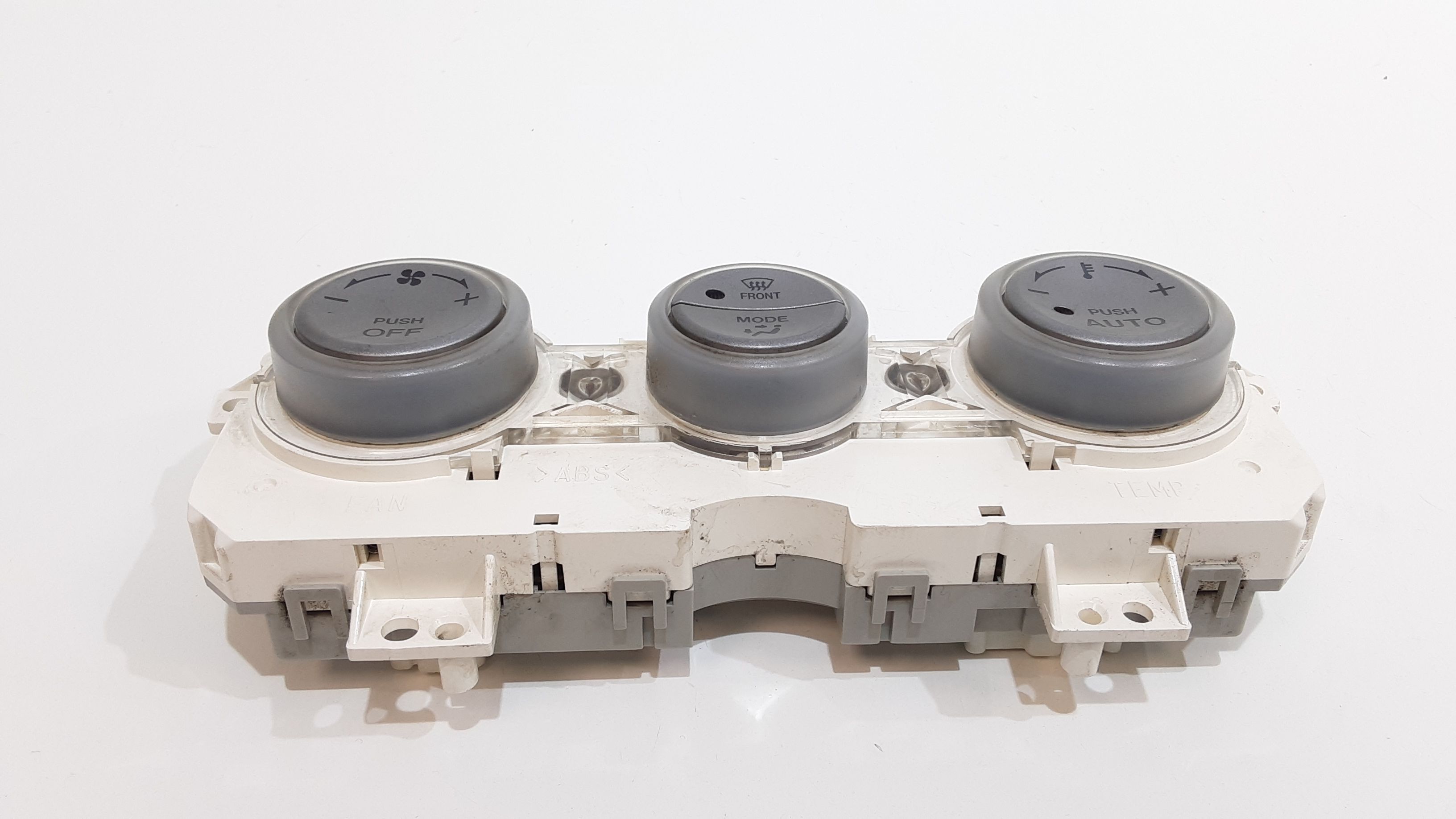 Blocco Comando Climatizzazione GJ6A61190A Usato