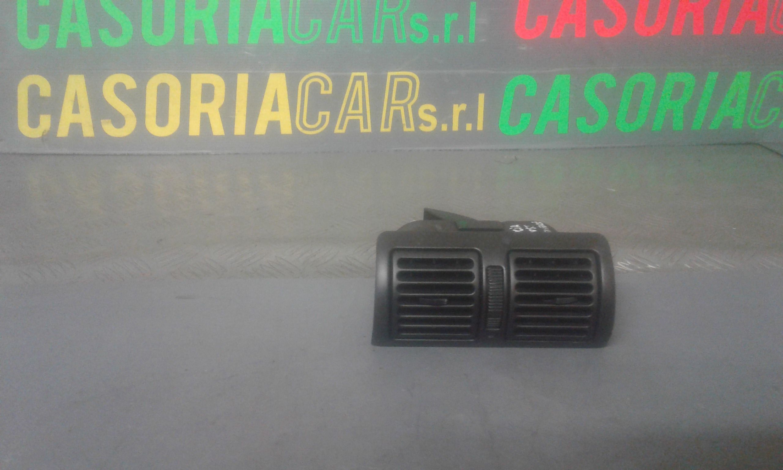 Condotto Aria Bocchette Centr. Sup. Cruscotto Usato