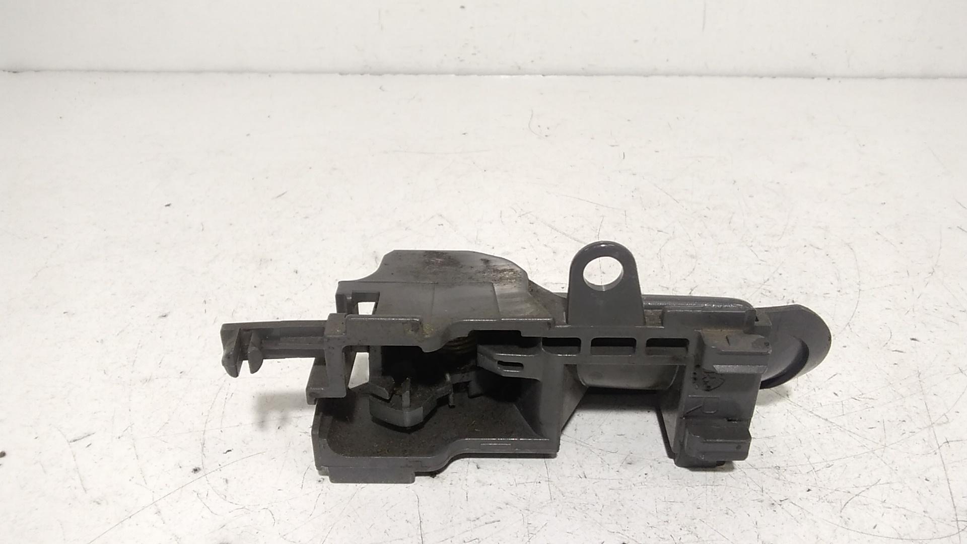 Maniglia Int. Apertura Porta Ant. Destro Usato