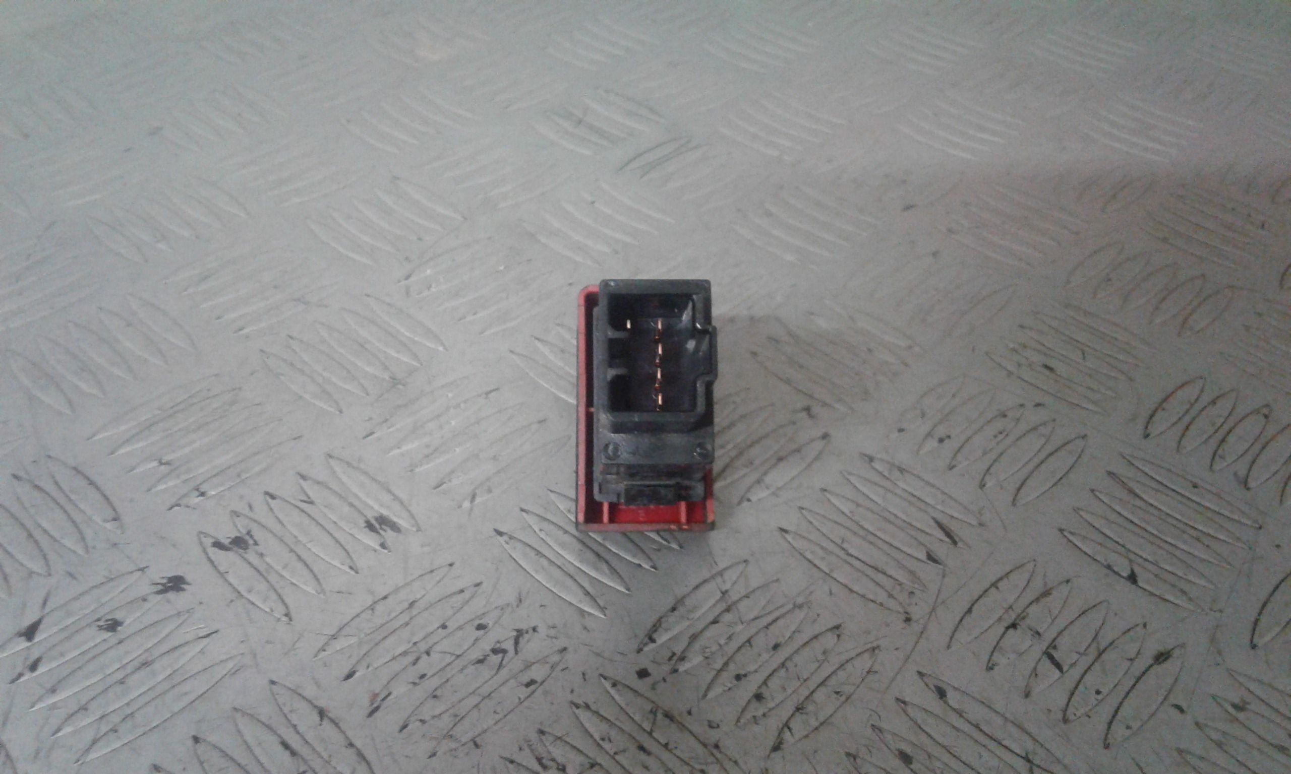 Interruttore Luci Emergenza Usato