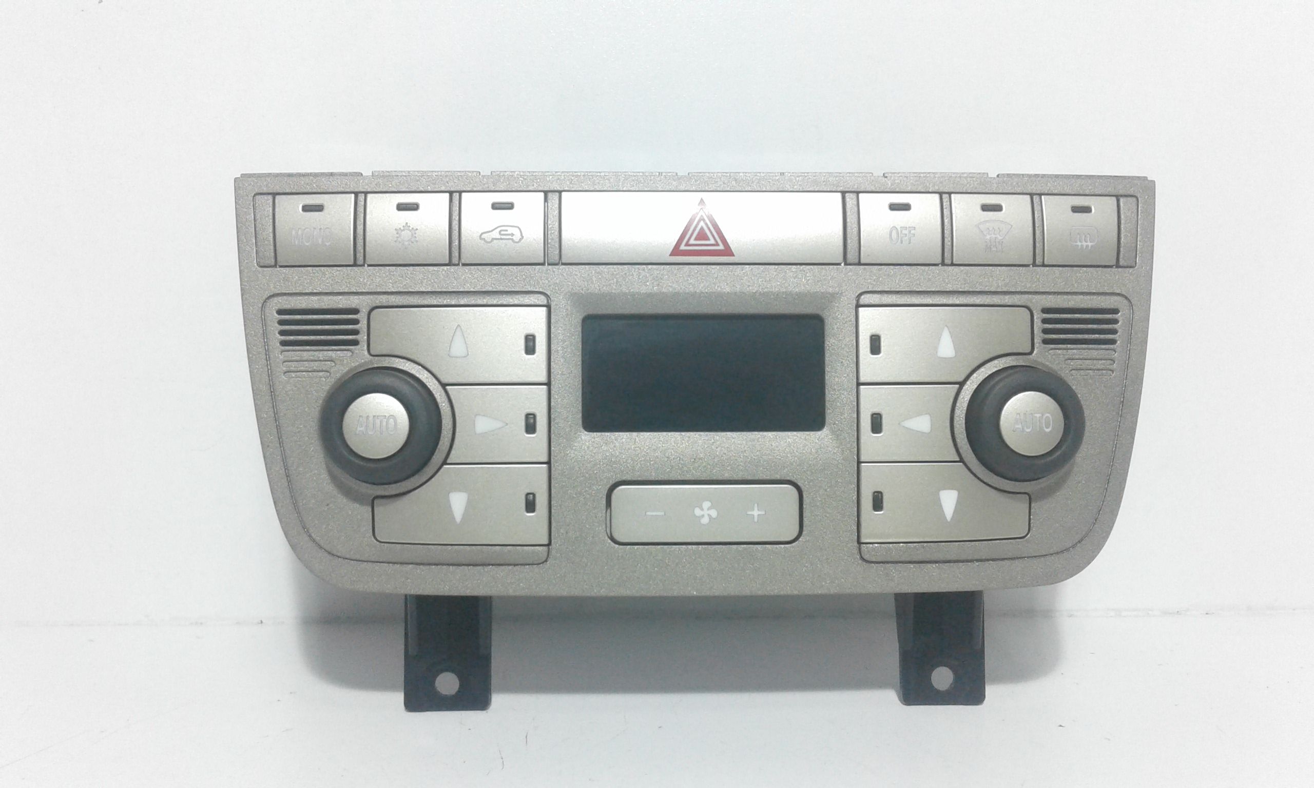 Blocco Comando Climatizzazione 77363250 Usato