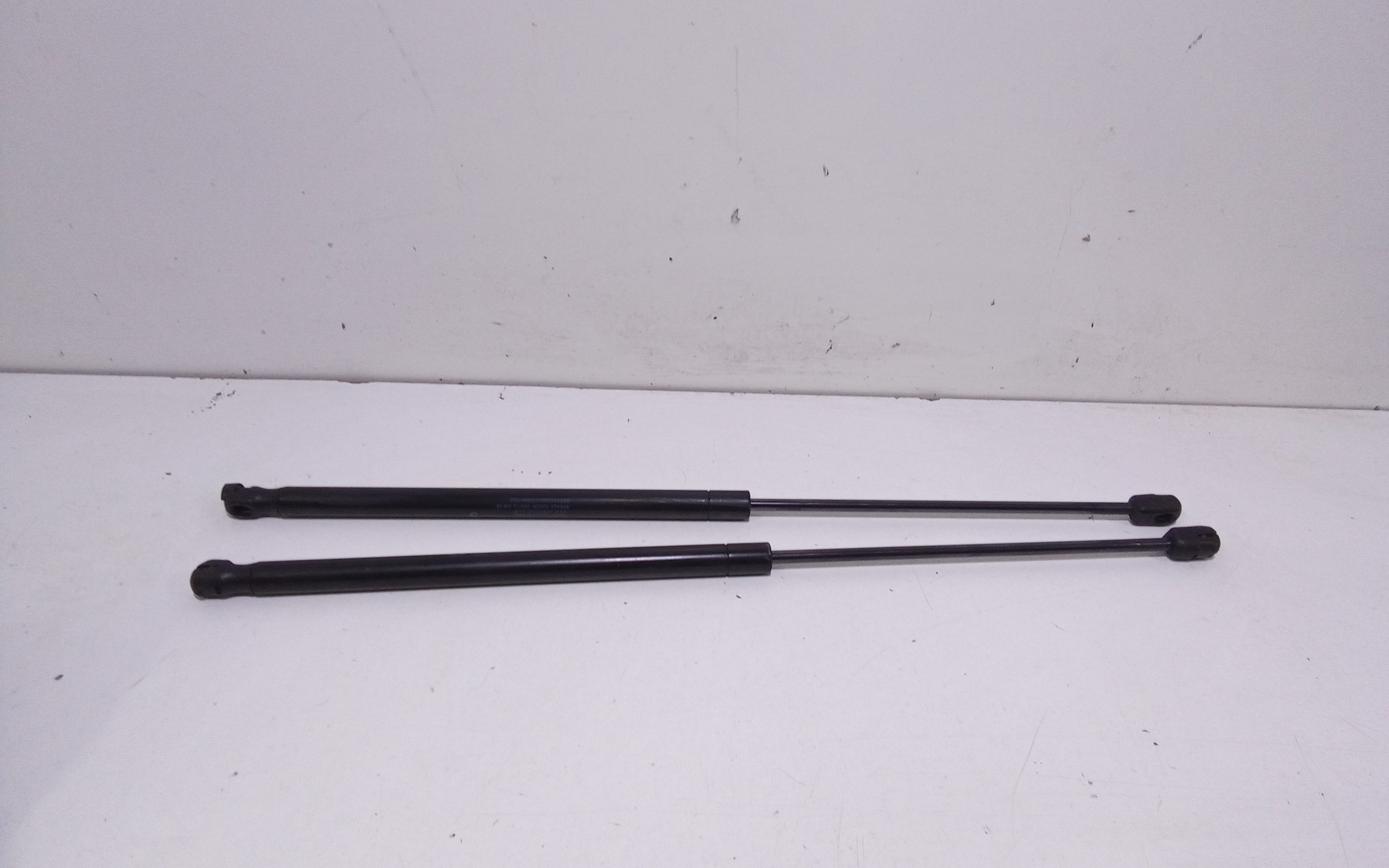 Asta Ammortizzante Cofano Ant. Usato