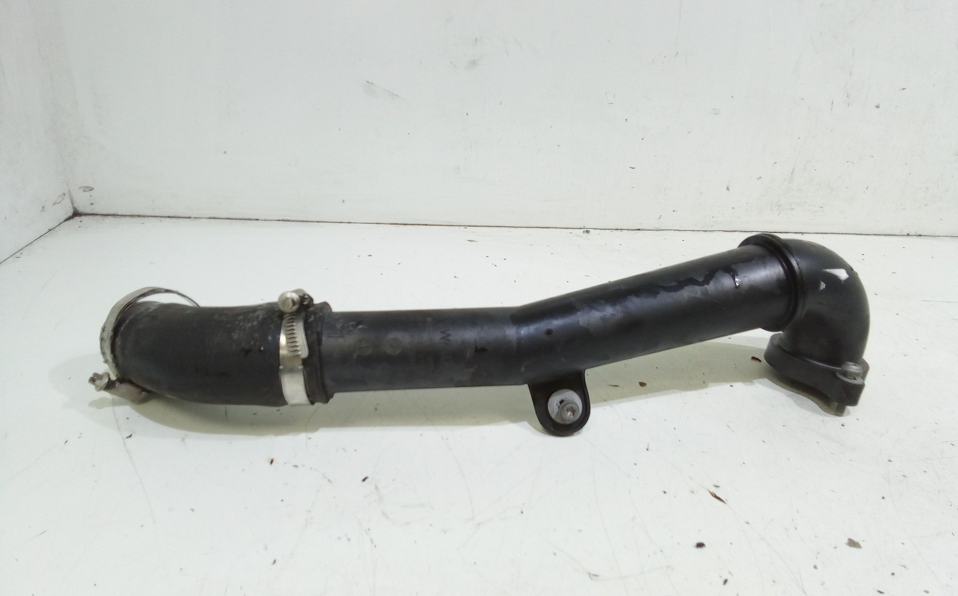 Tubo Entrata Scambiatore Aria/aria 5Q0145834 Usato