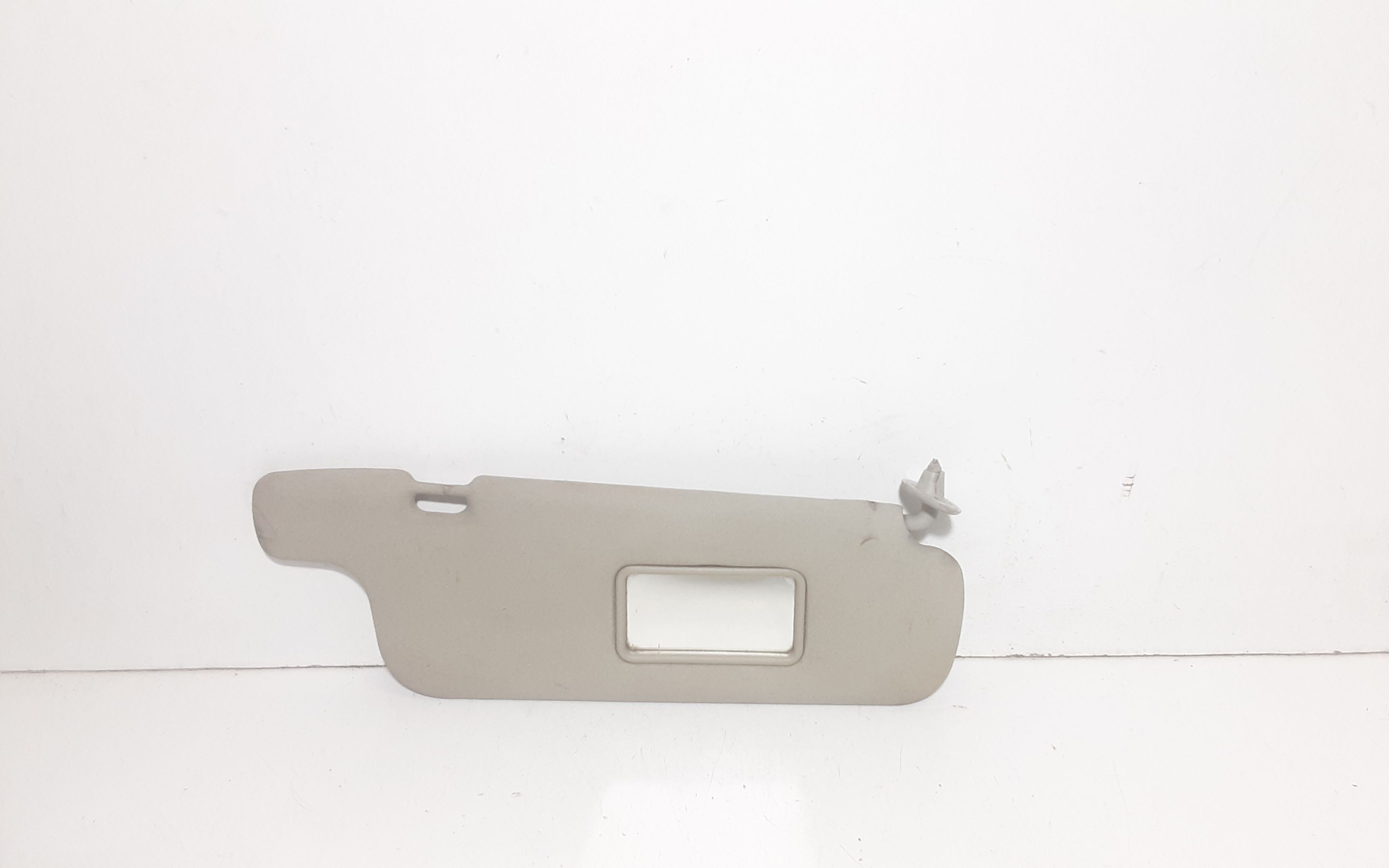 Aletta Parasole Parabrezza Destro 743100D011B0 Usato