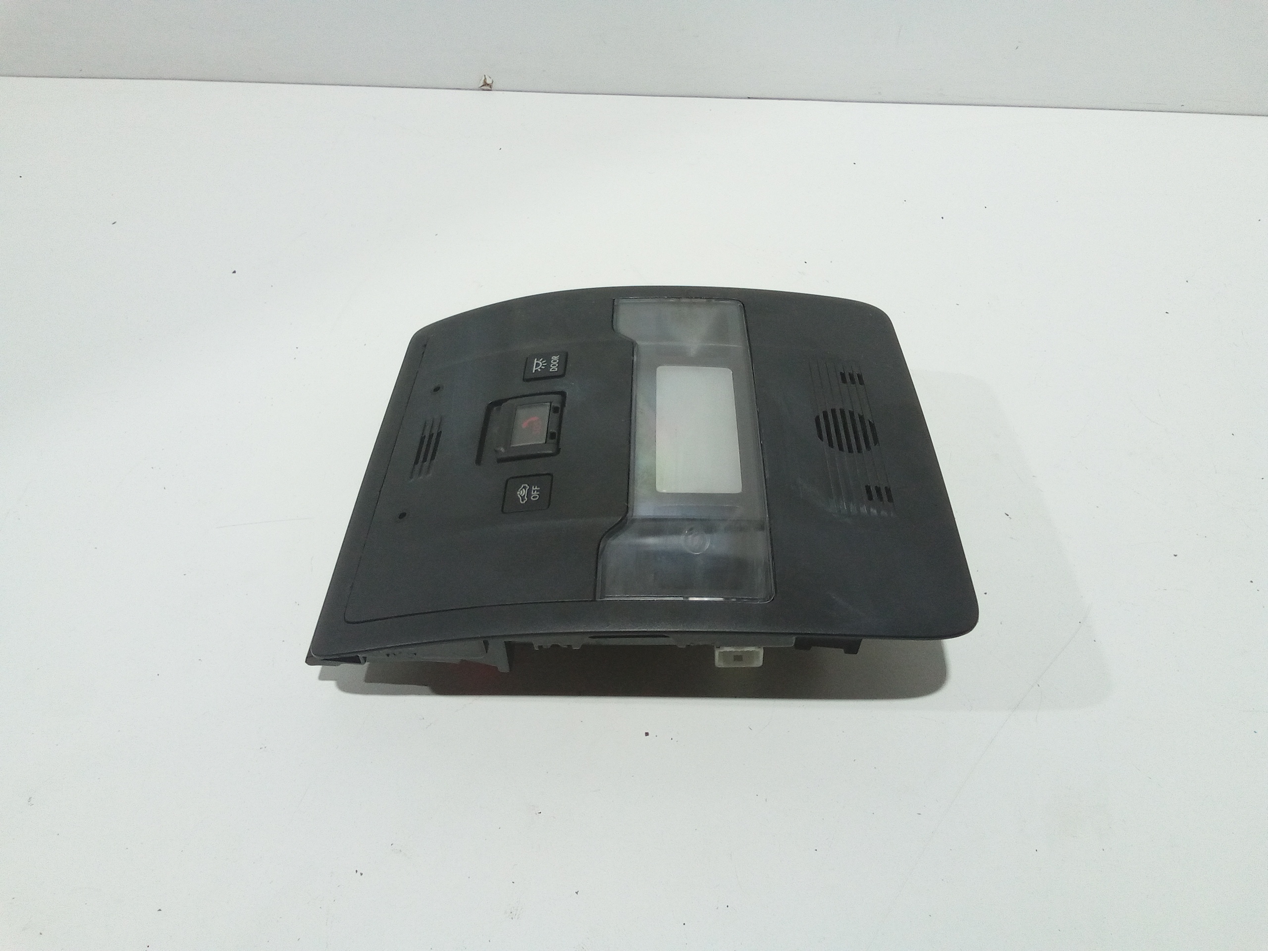 Luce Cortesia Ant. Tetto 8120833050C0 Usato