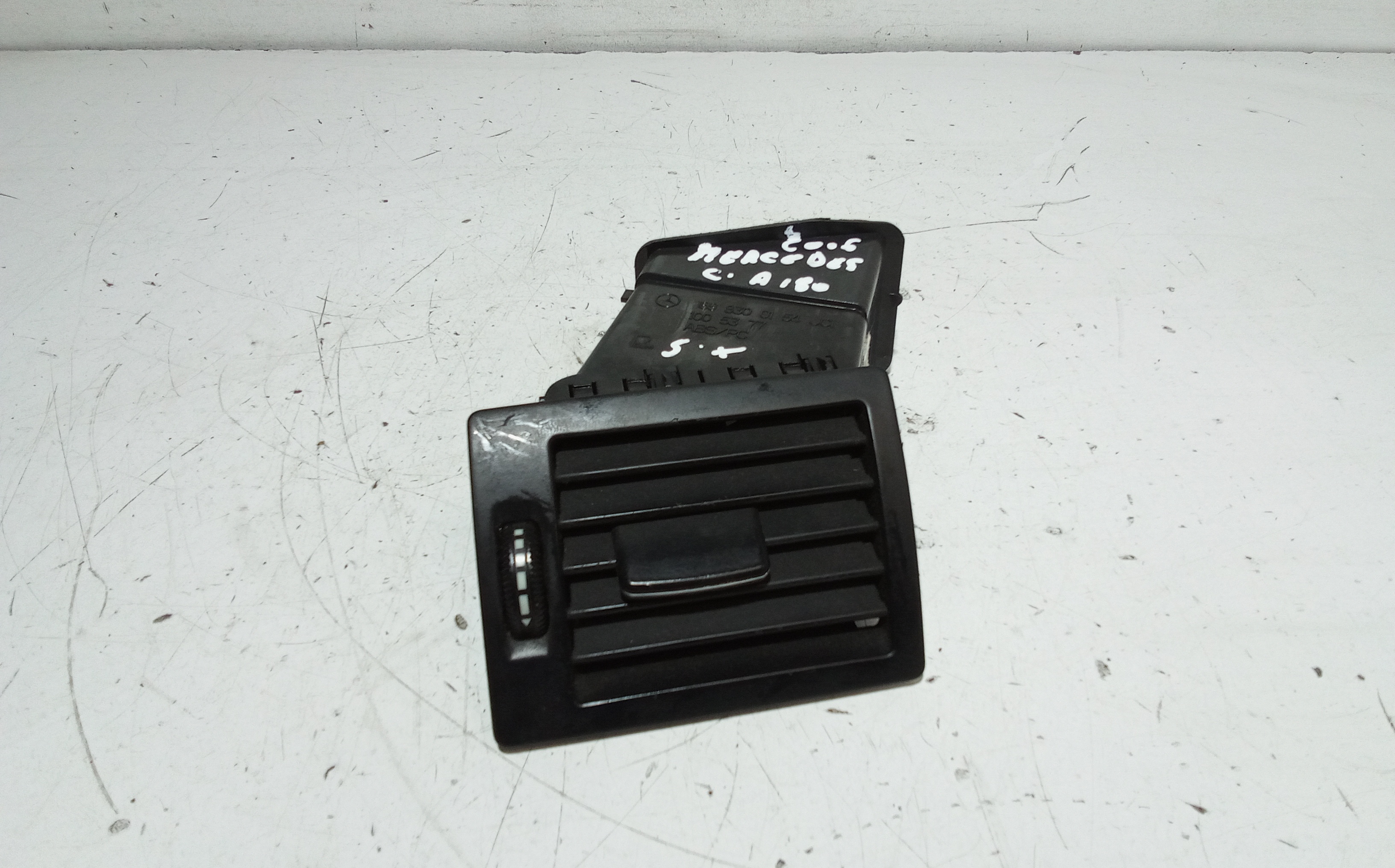 Condotto Aria Bocchette Lat. Cruscotto Sinistro Usato