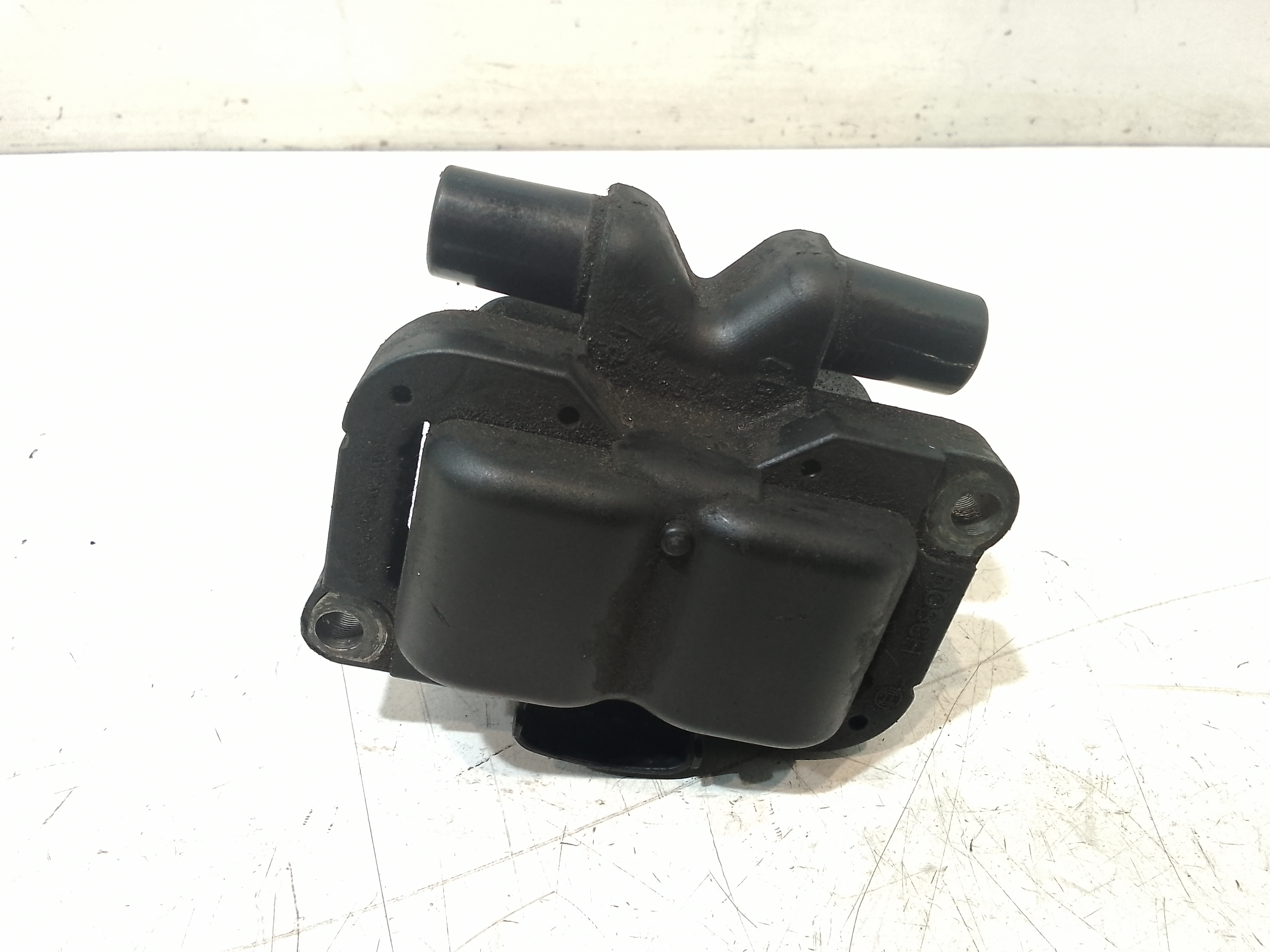 Bobina Q0003100V005000000 Usato