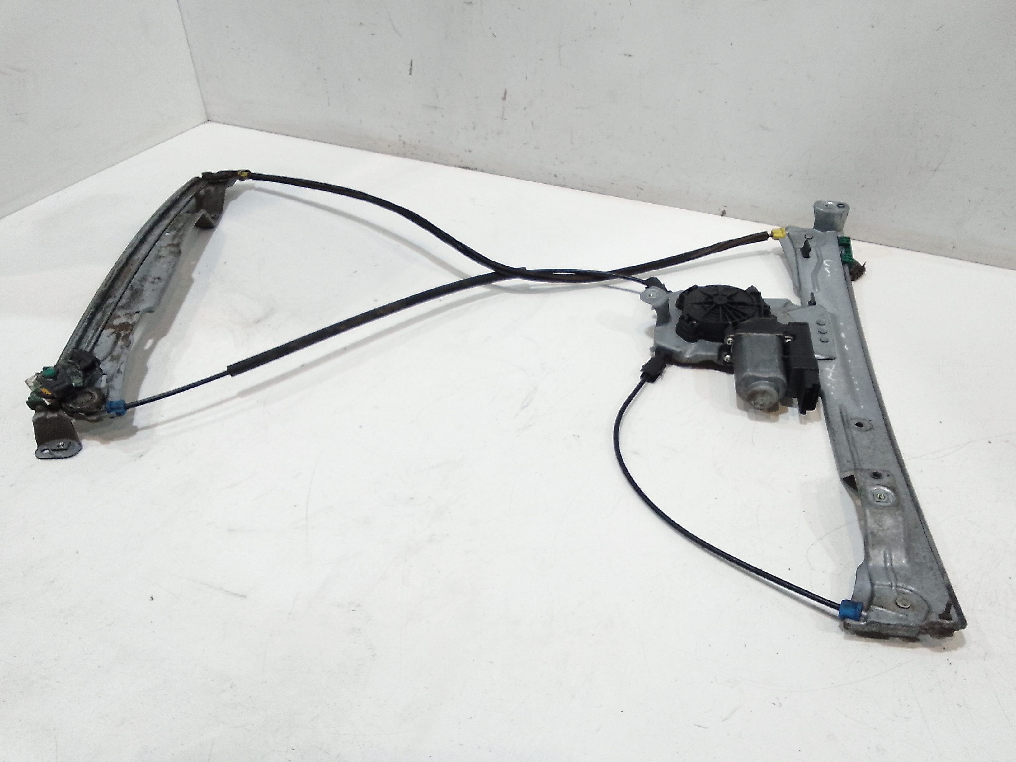 Alzacristallo Porta Ant. Sinistro 8200291625 Usato