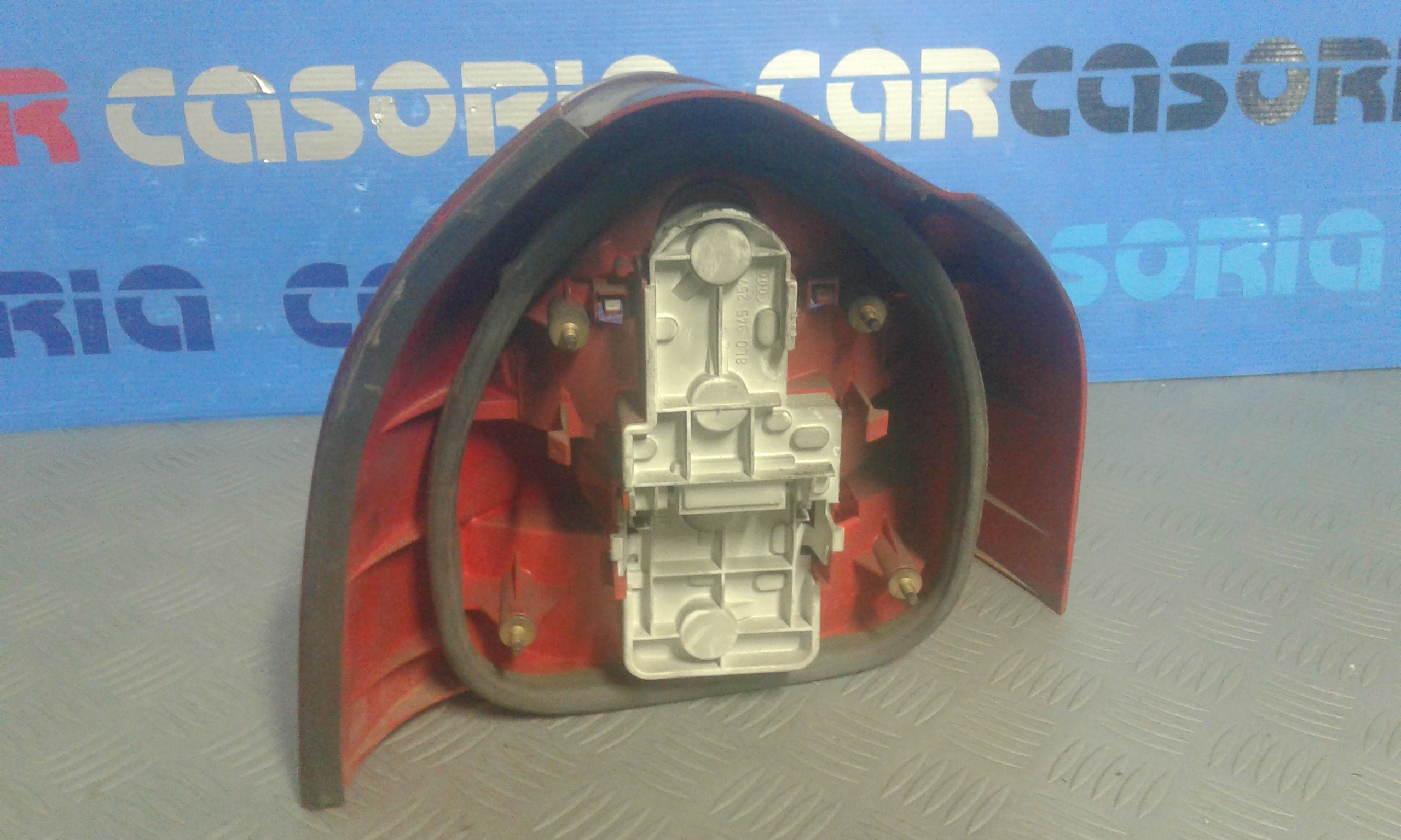 Fanale Post. Destro 8L0945096A Usato