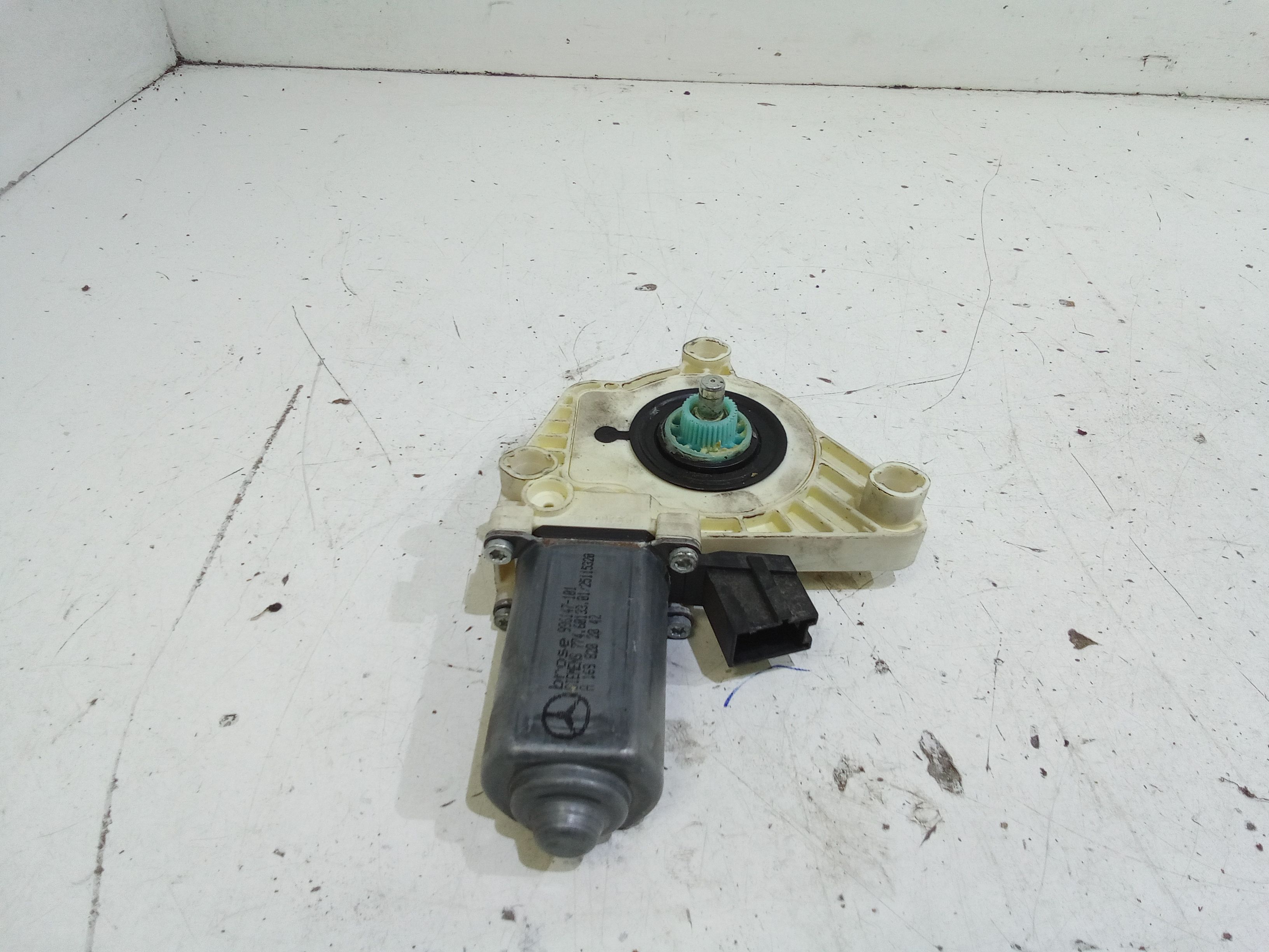 Motorino Alzacristallo Porta Post. Destro A1698202042 Usato