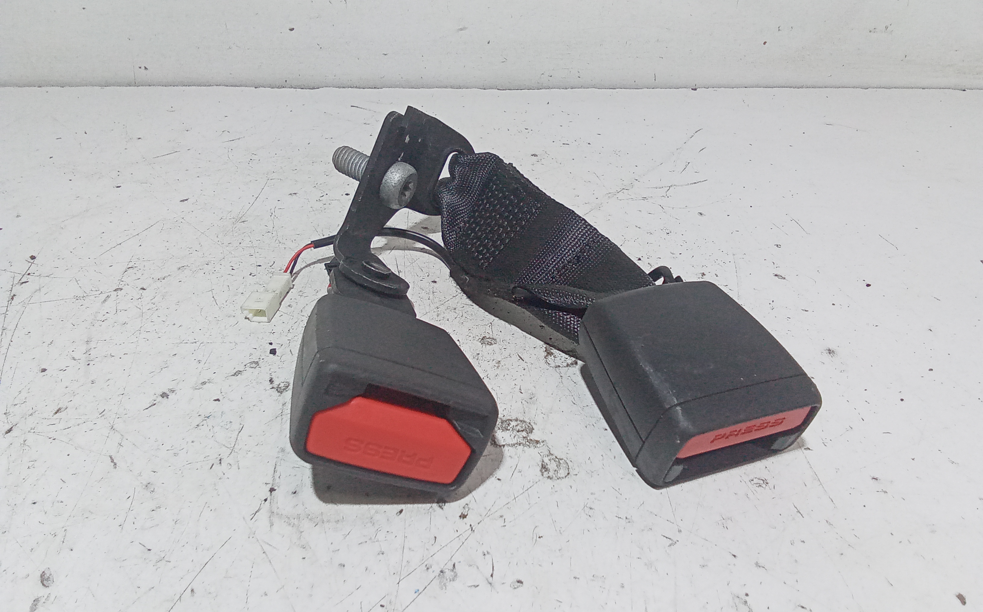 Aggancio Cintura Di Sicurezza Ant. Sinistro 72117456273 Usato