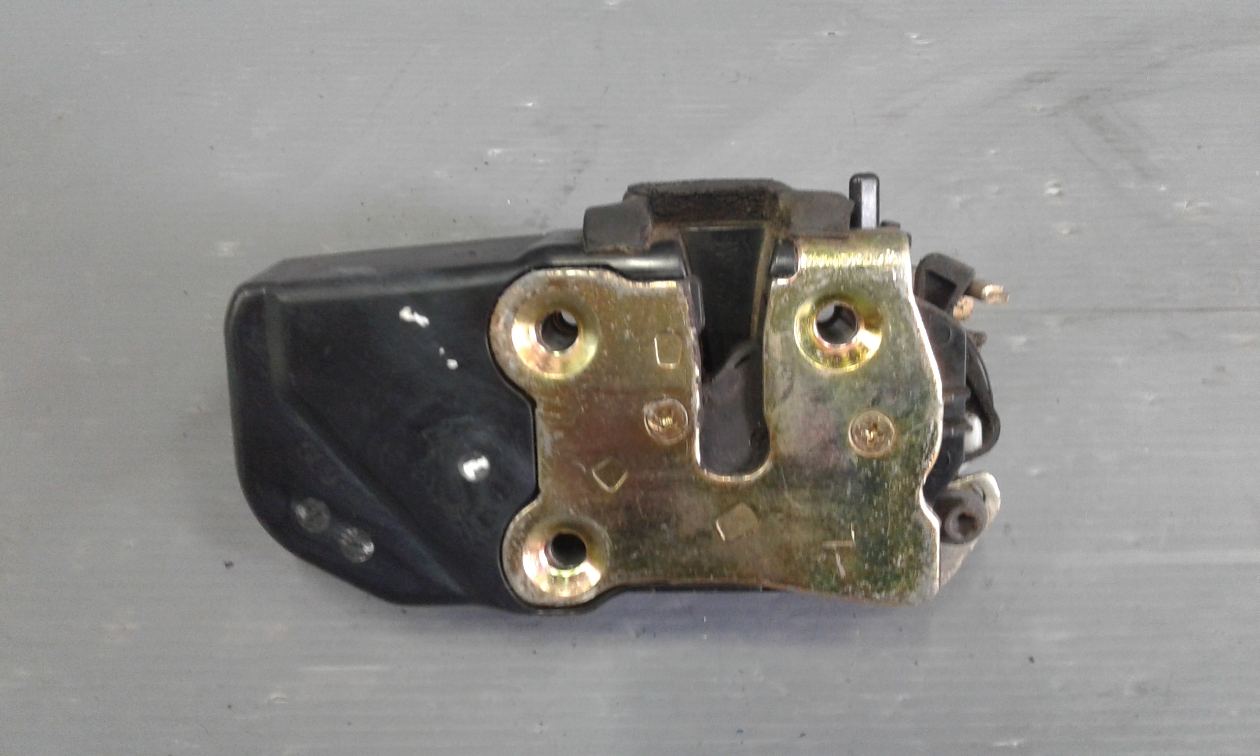 Serratura Porta Post. Sinistro K68268219AA Usato