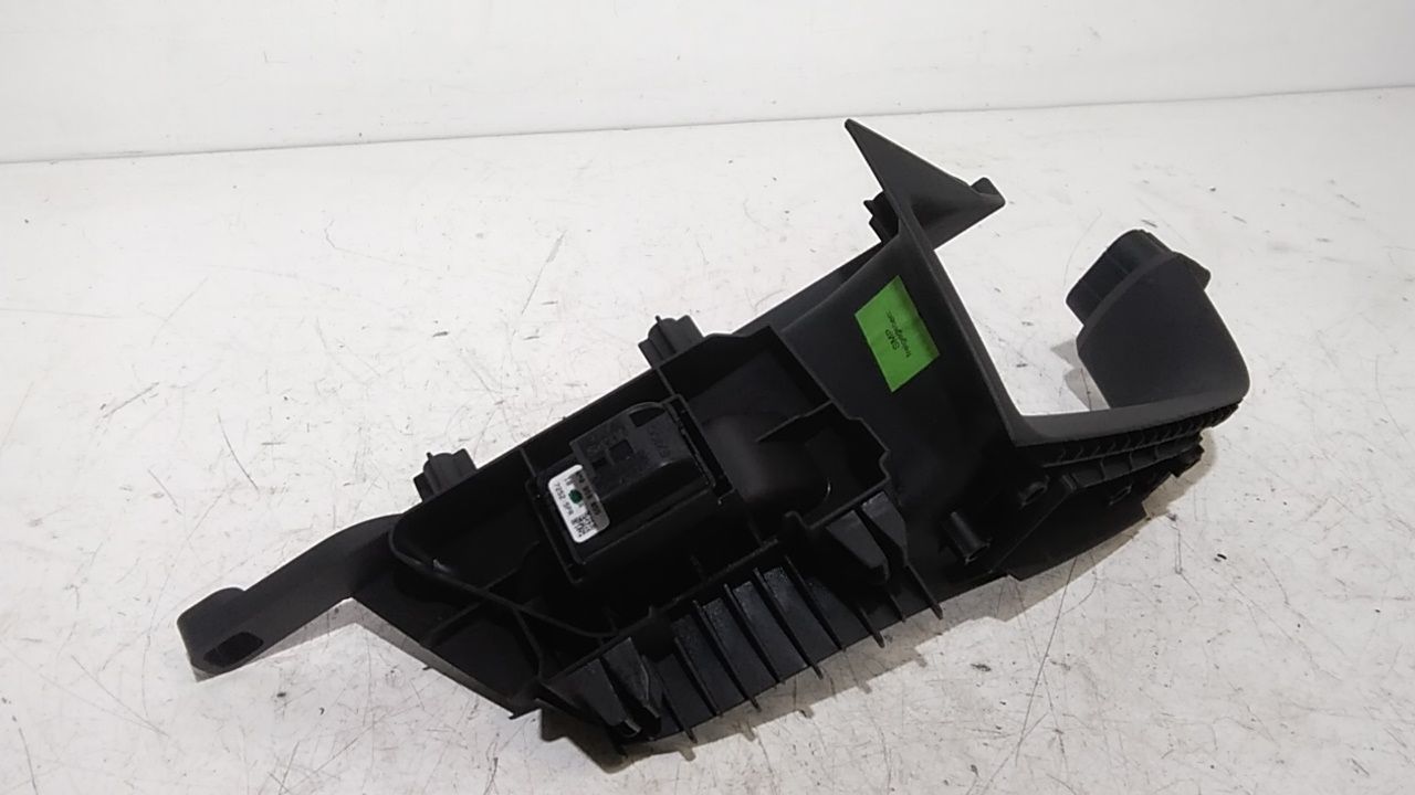 Interruttore Alzacristalli Porta Post. Destro 4M09598555PR Usato