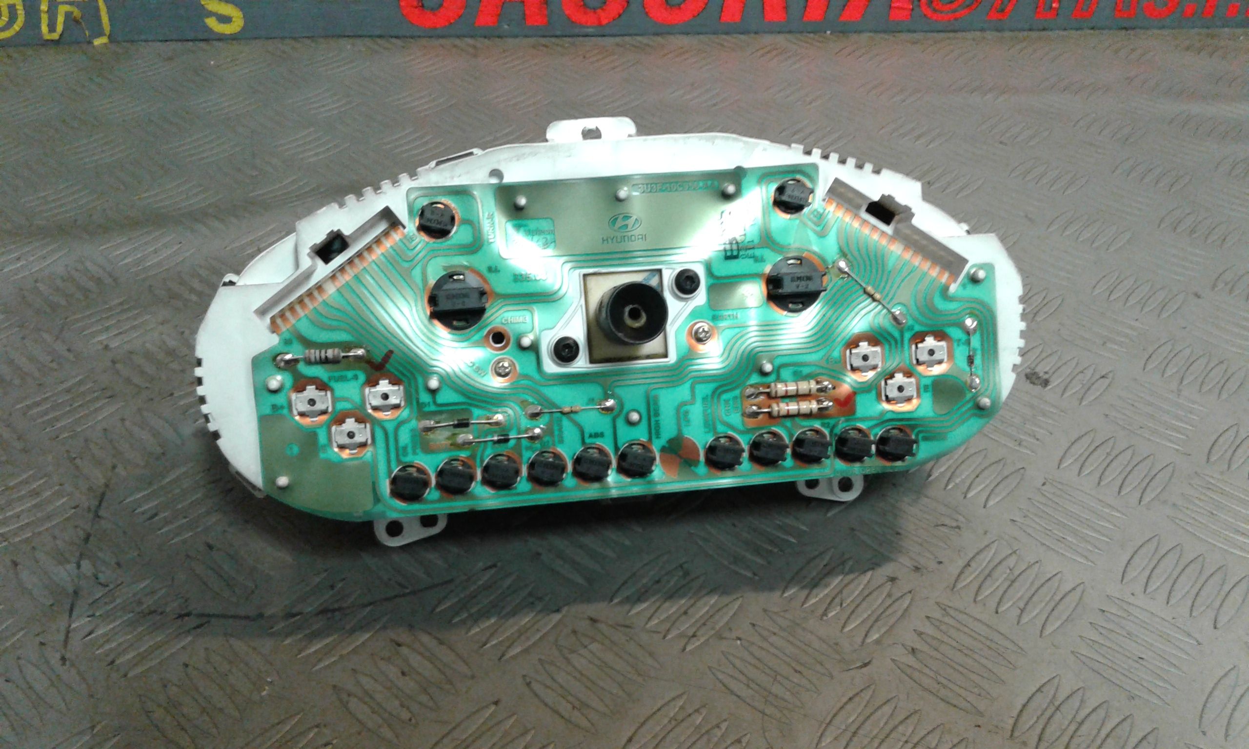 Quadro Portastrumenti Usato