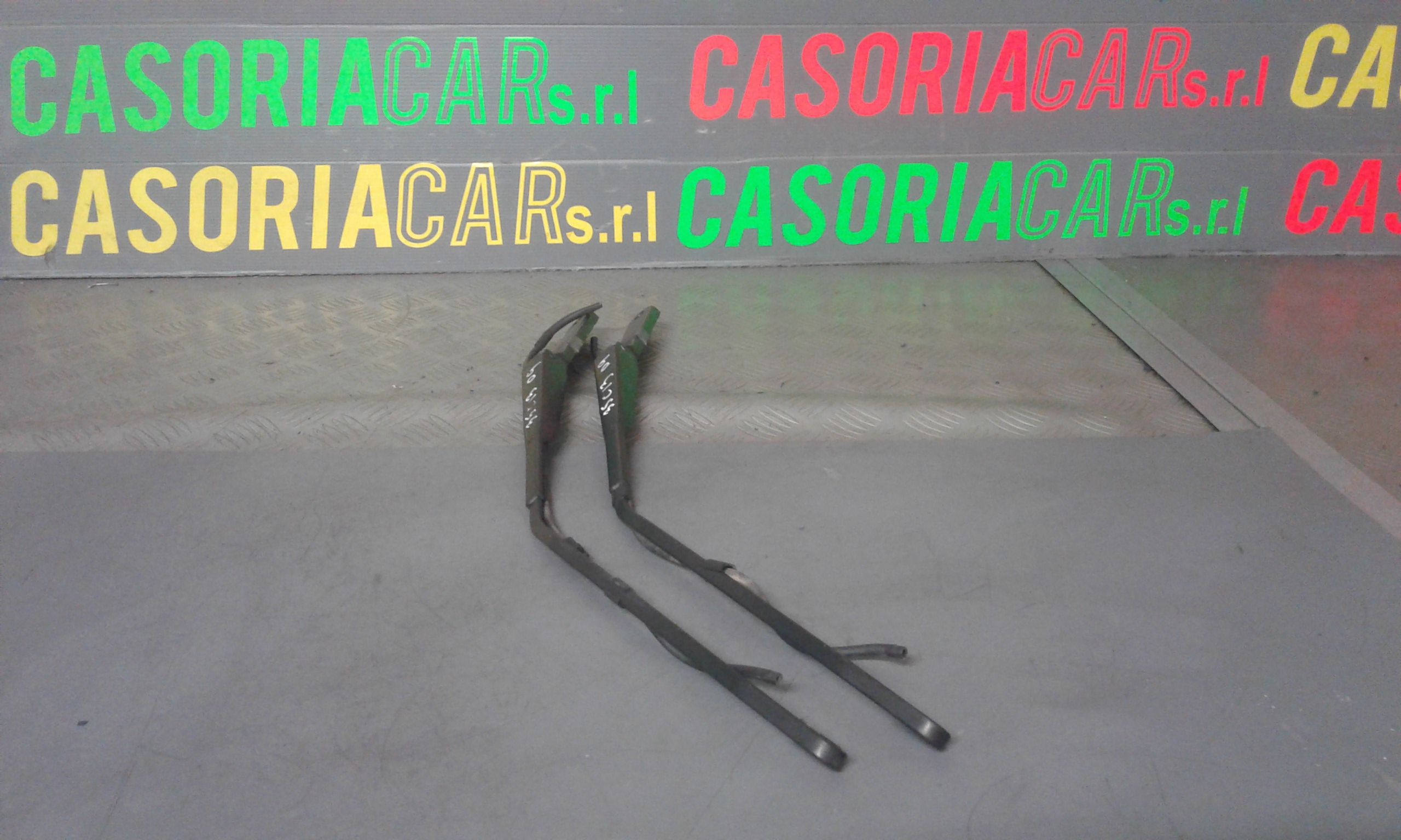 Braccio Tergiparabrezza Usato