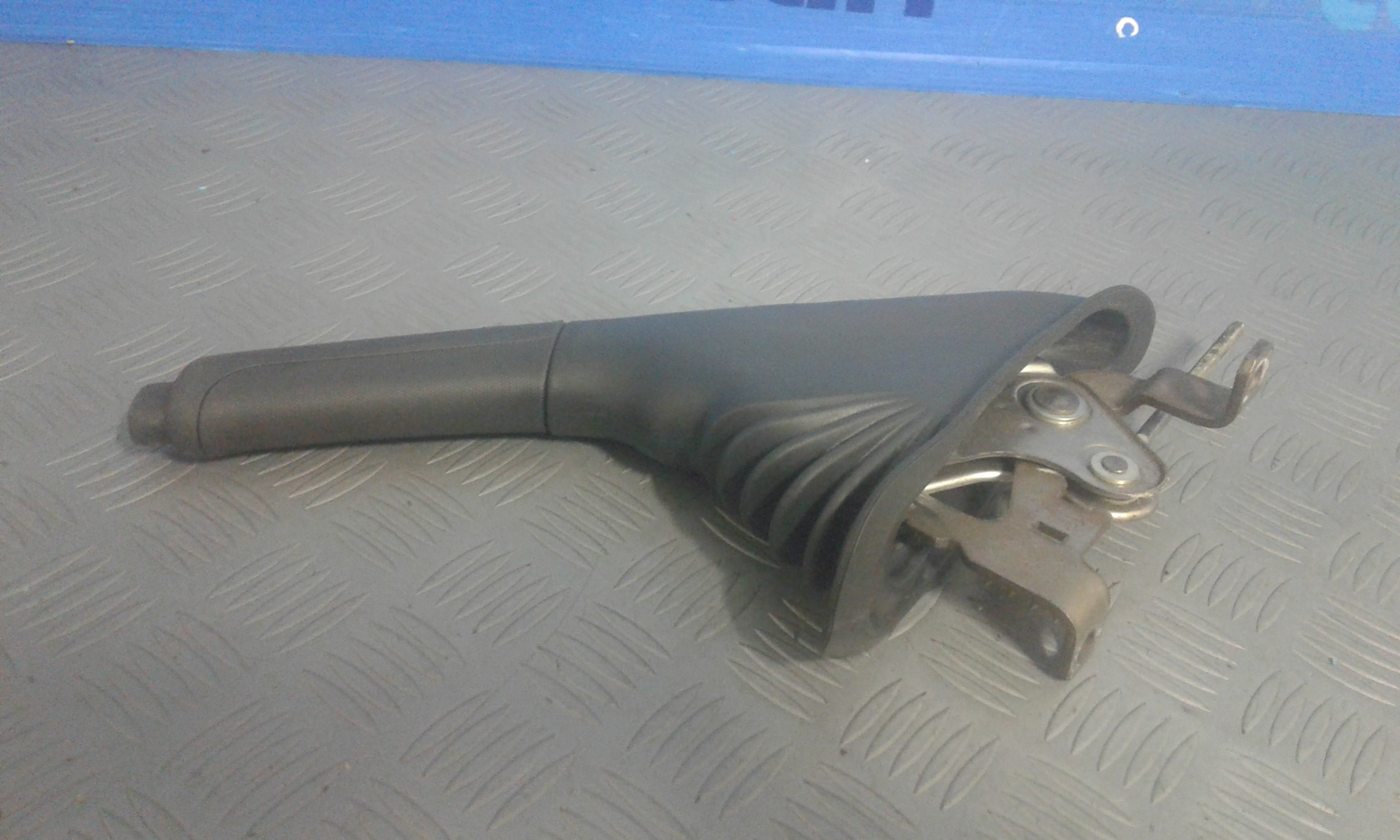 Leva Freno Stazionamento 735410257 Usato