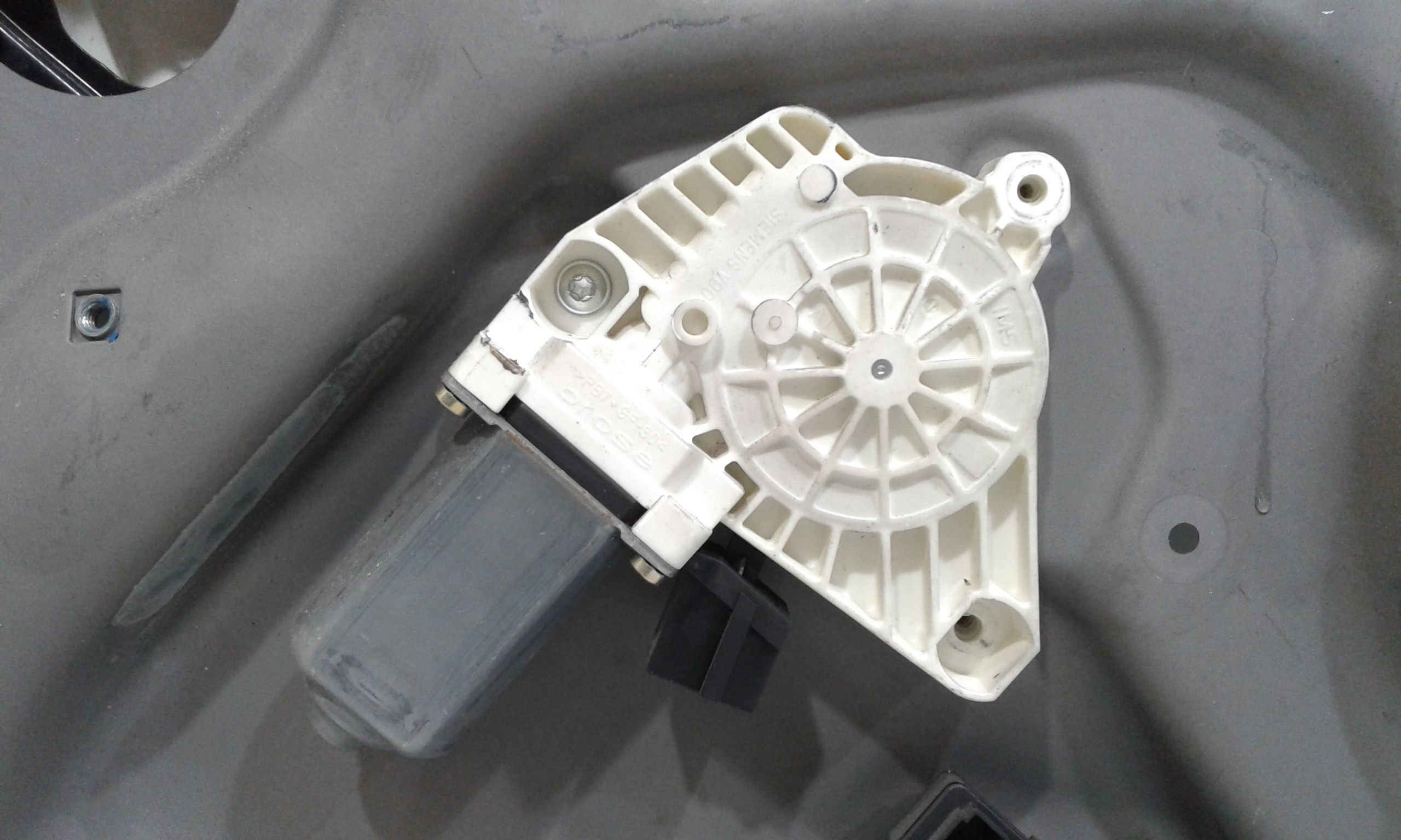 Alzacristallo Elettr. Porta Post. Sinistro A1697303379 Usato