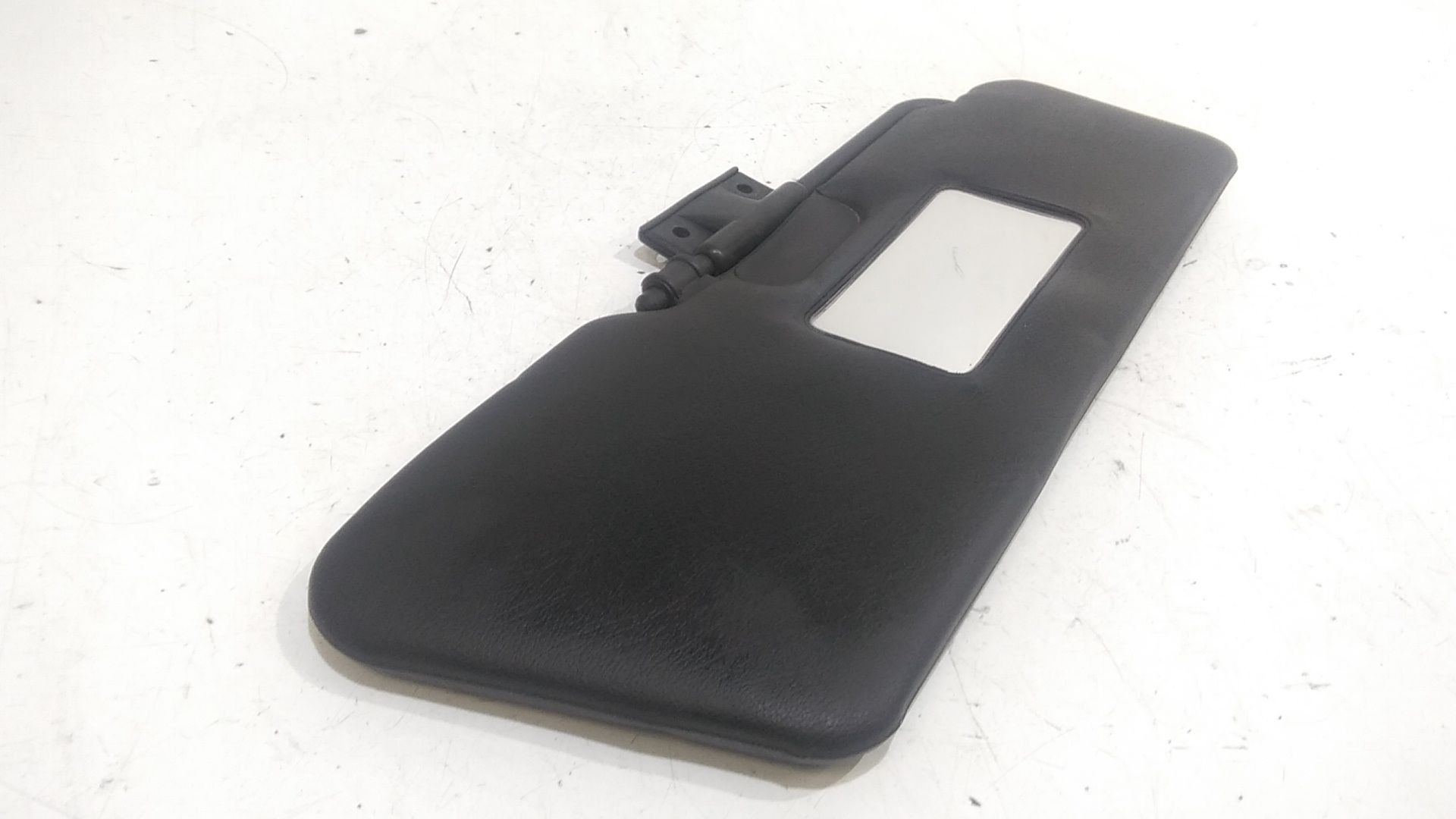 Aletta Parasole Parabrezza Destro 714656080 Usato