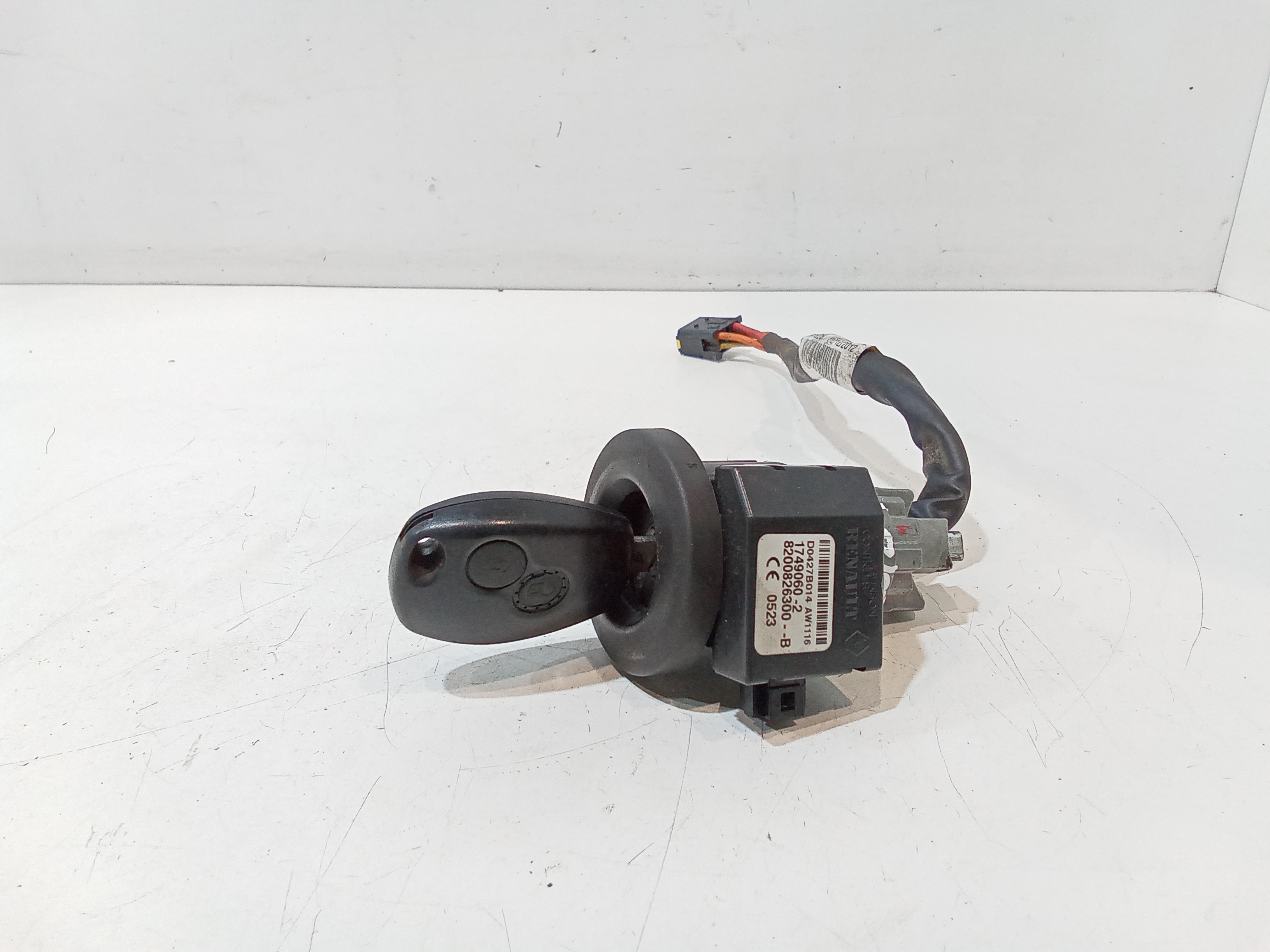 Commutatore Avviamento Con Cilindretti Serrature Usato