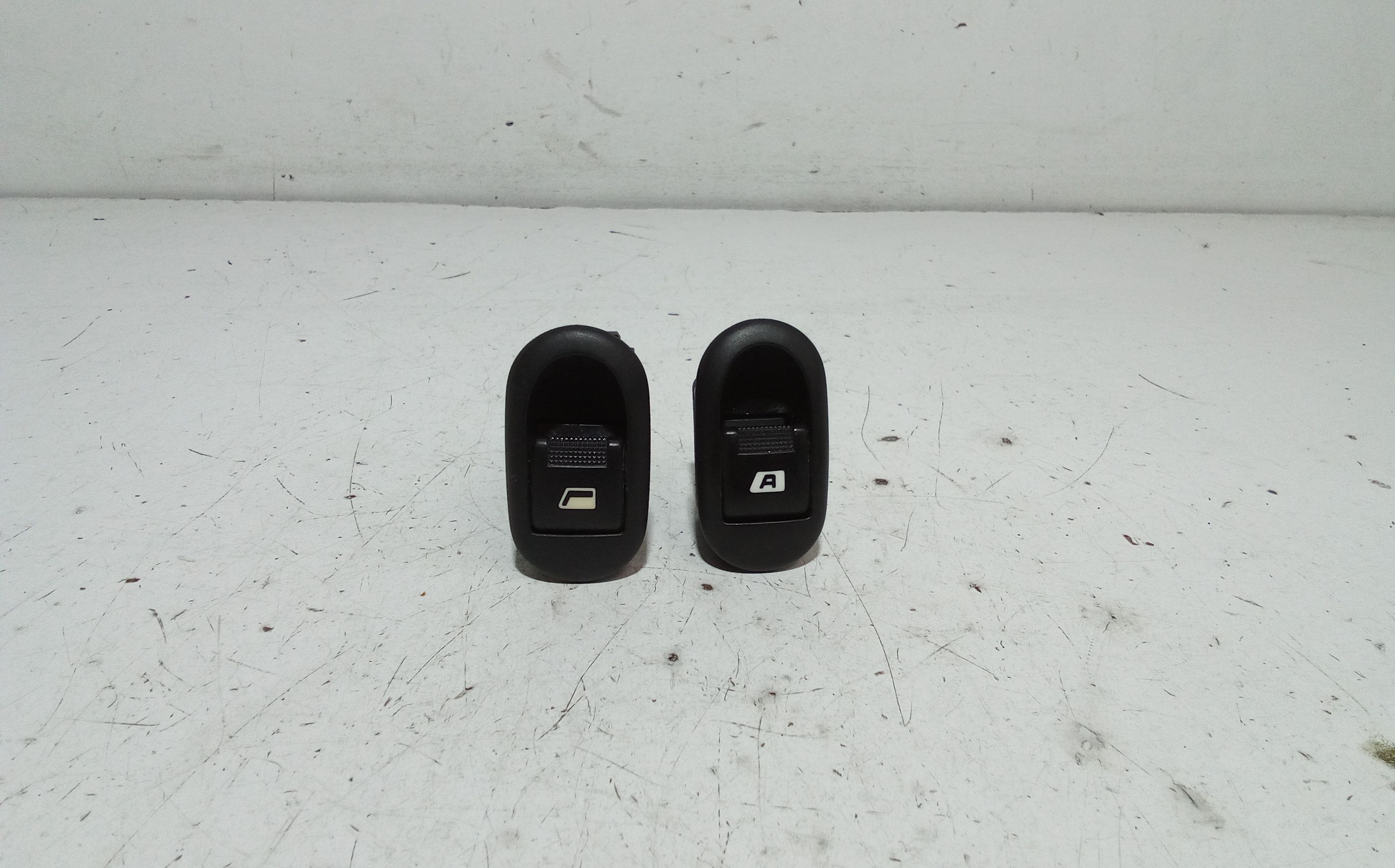 Blocco Comandi Alzacristalli Usato