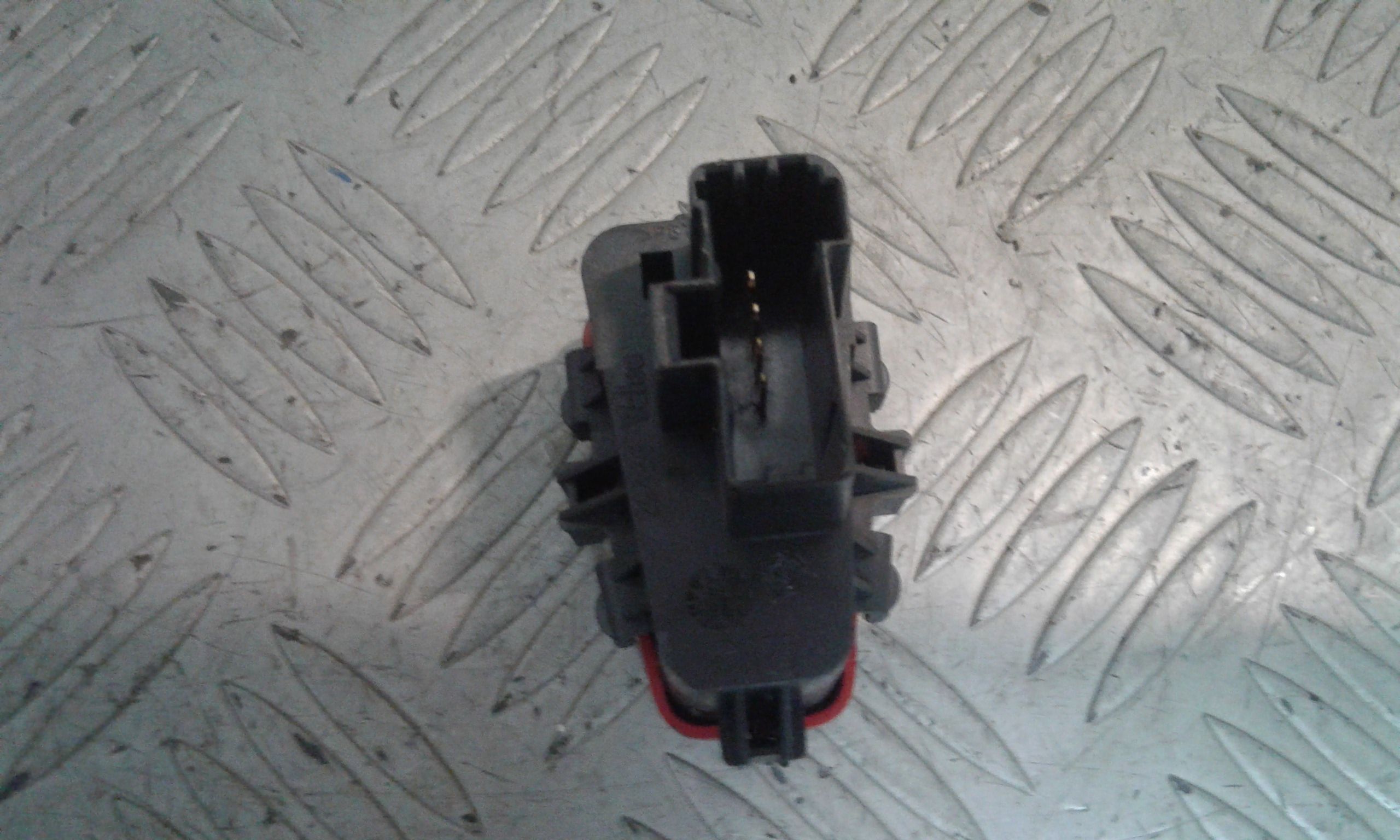 Interruttore Luci Emergenza 735398852 Usato