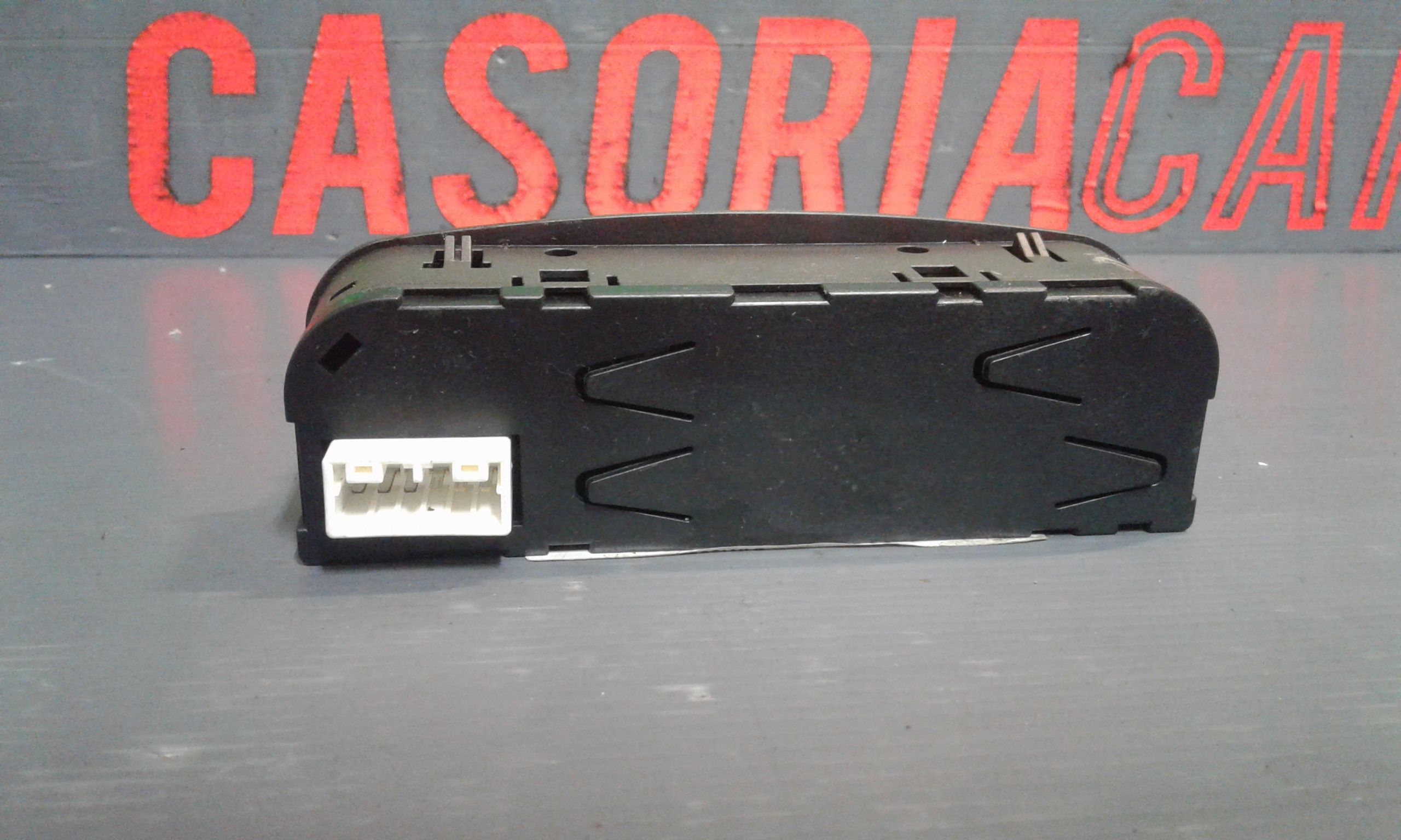 Blocco Comando Climatizzazione 735377324 Usato