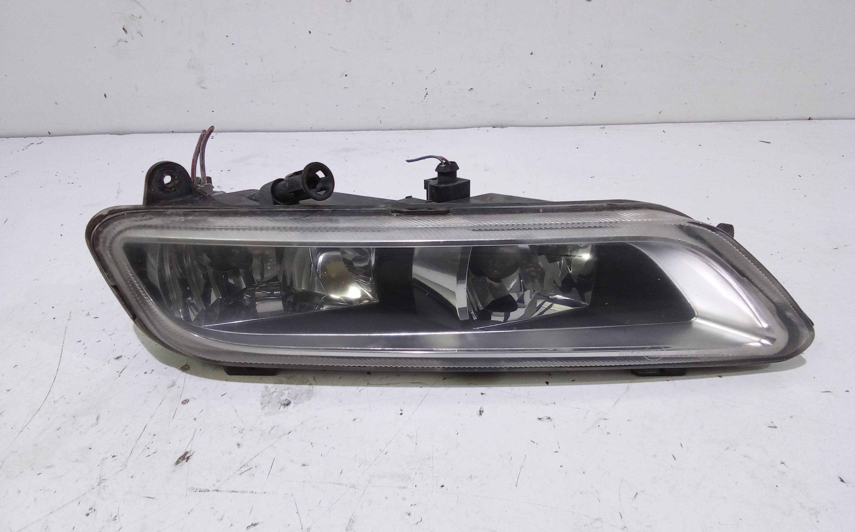 Proiettore Fendinebbia Destro 3AA941662E Usato