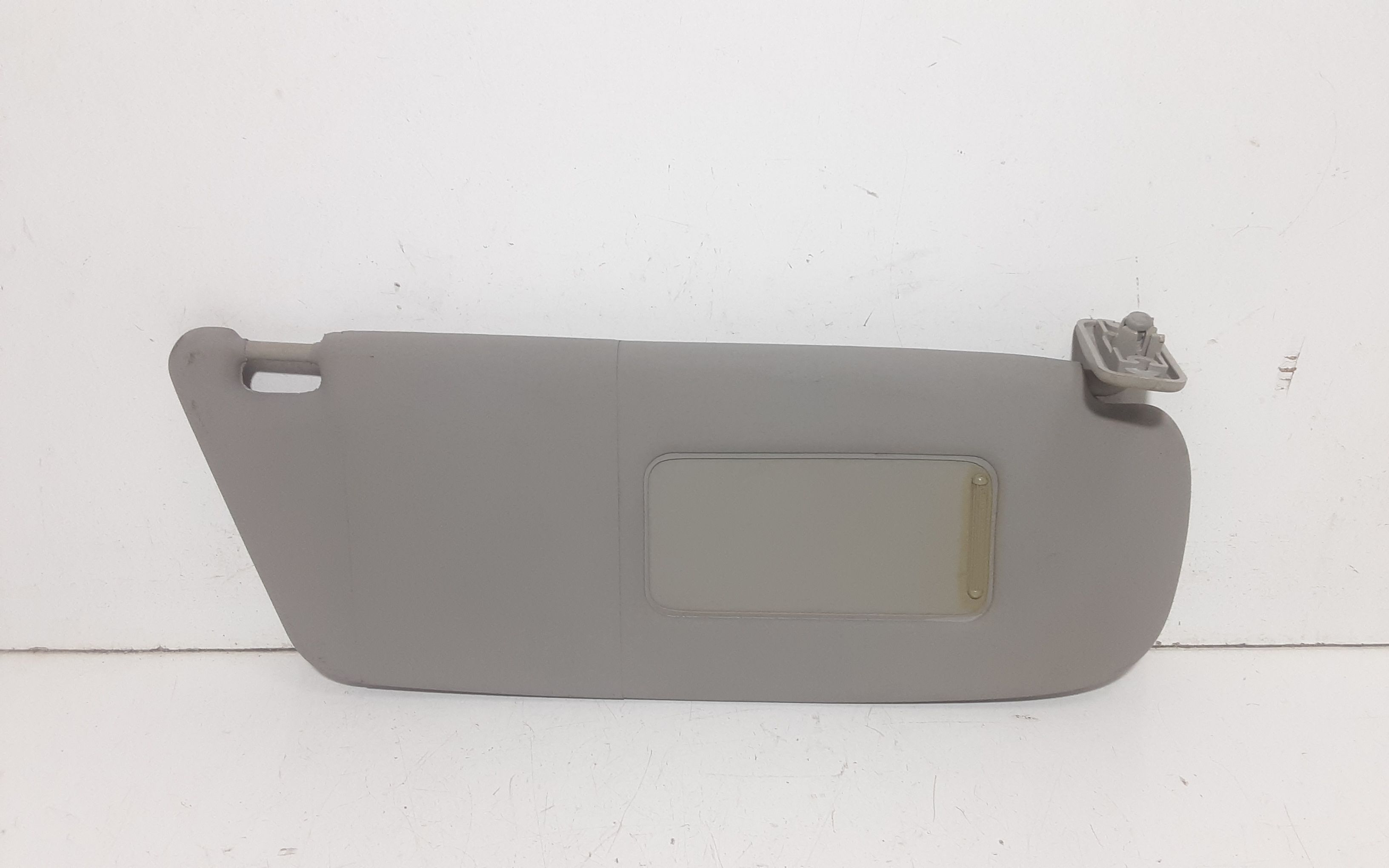 Aletta Parasole Parabrezza Destro 13130073 Usato