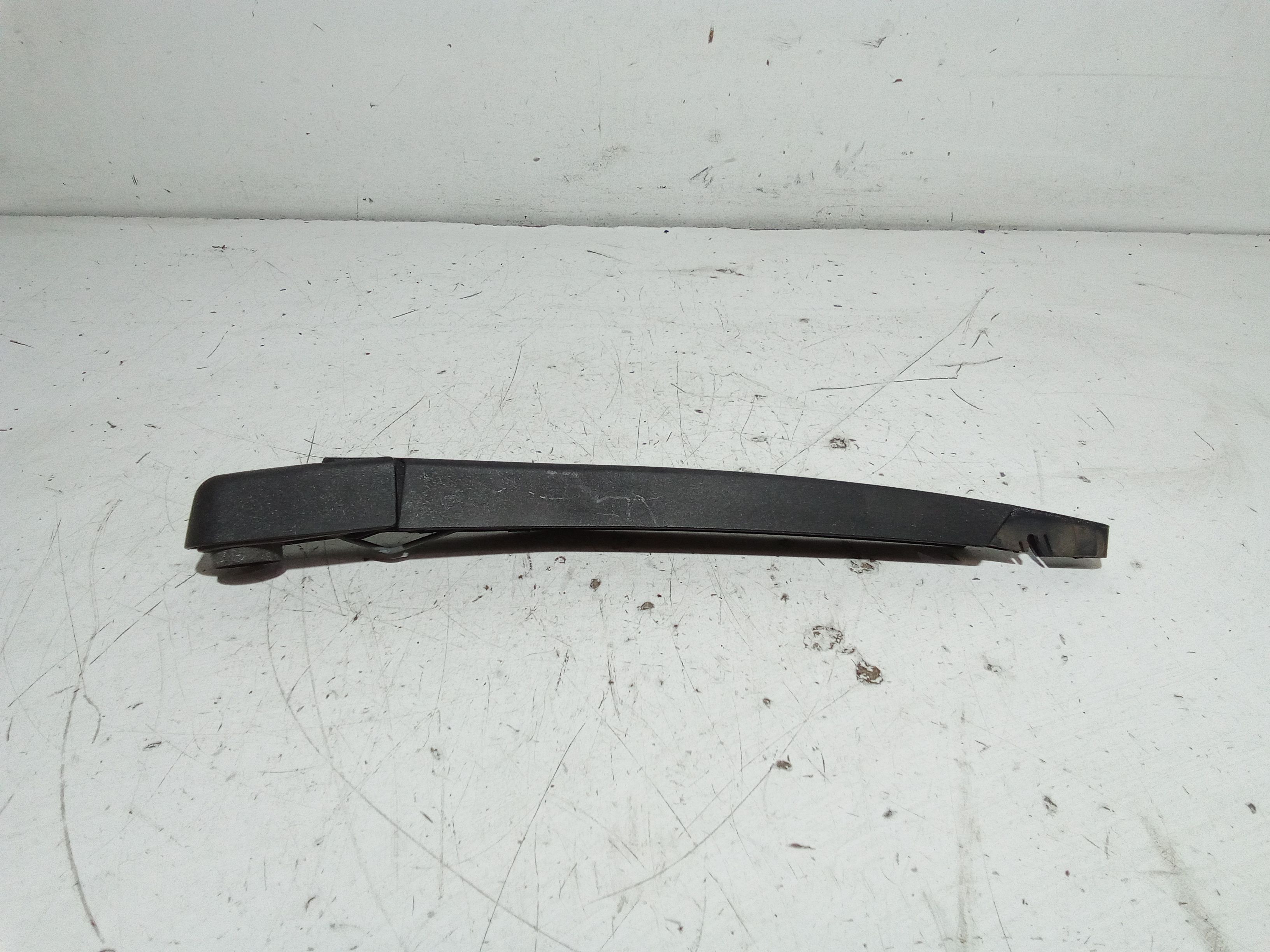 Braccio Tergilunotto 55703093 Usato