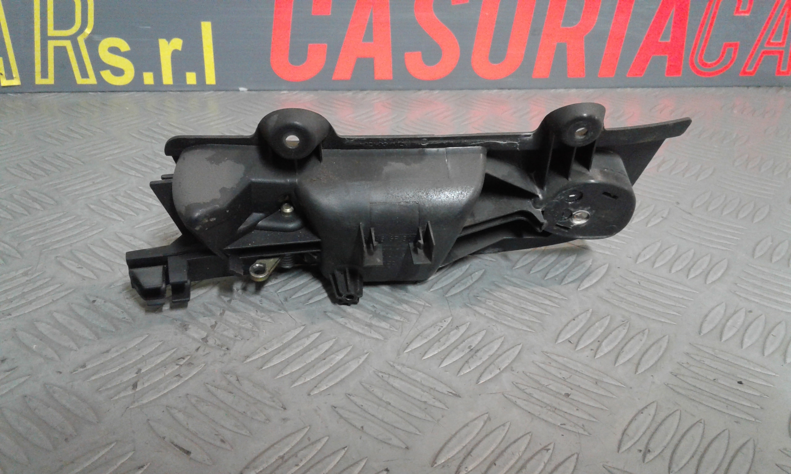 Maniglia Int. Apertura Porta Ant. Destro Usato