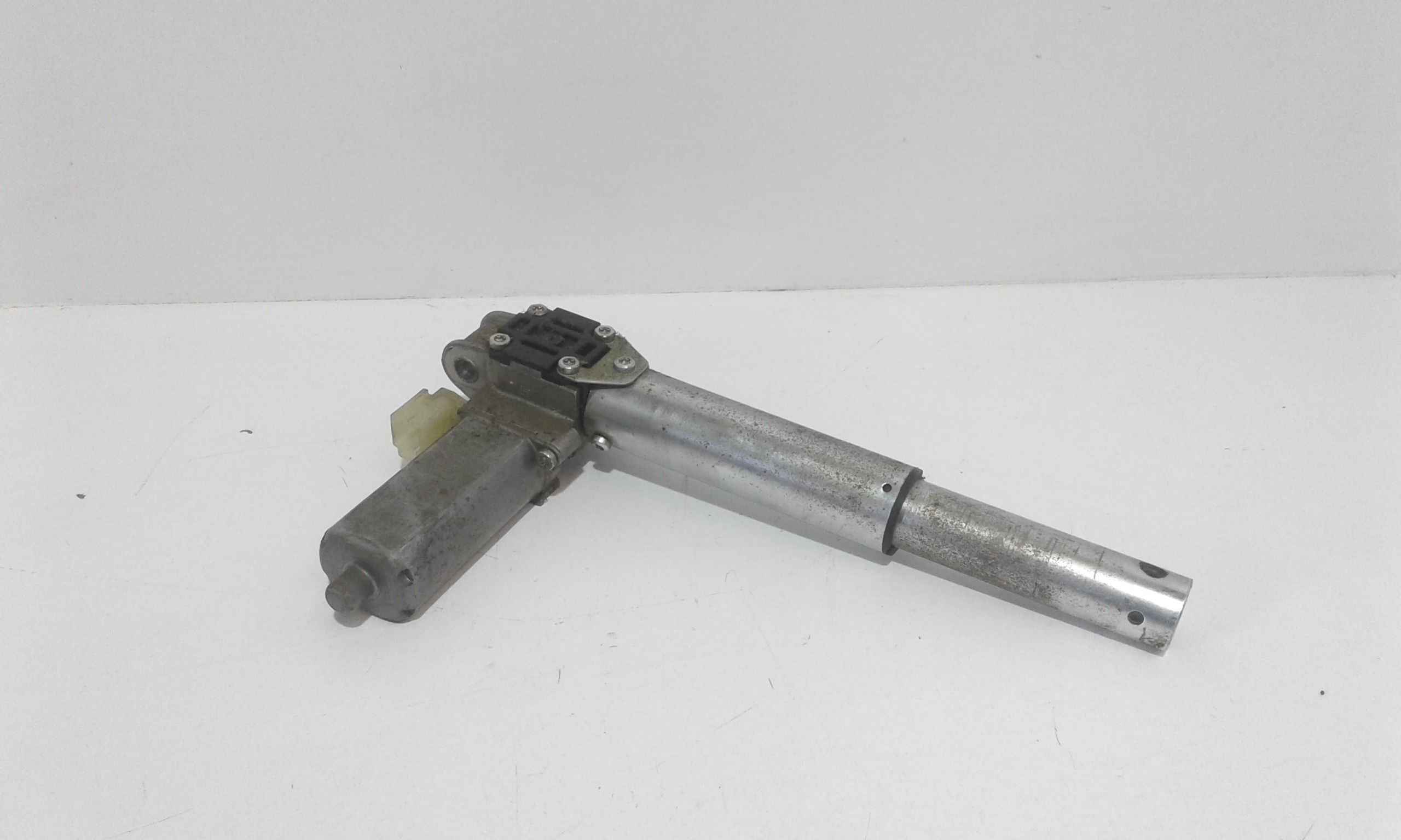 Motorino Regolazione Sedile Ant. Destro Usato