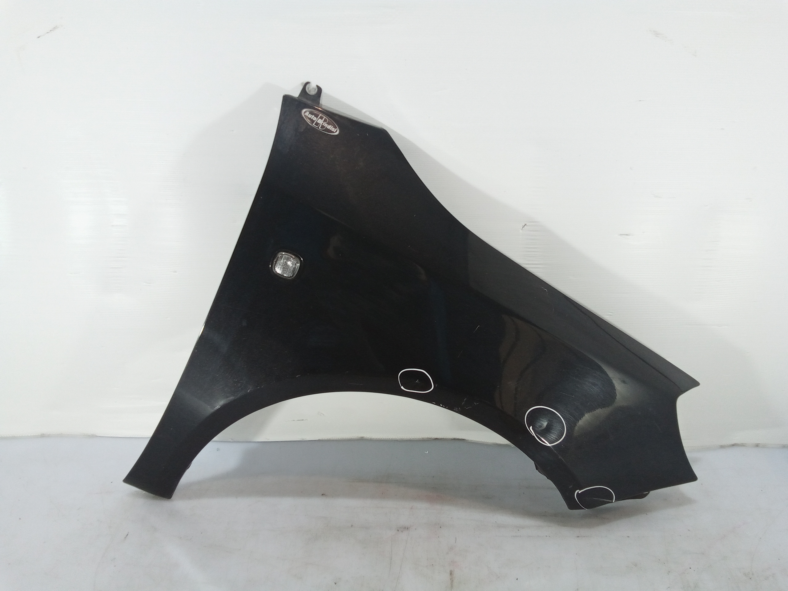 Parafango Ant. Destro 5J0821022A Usato