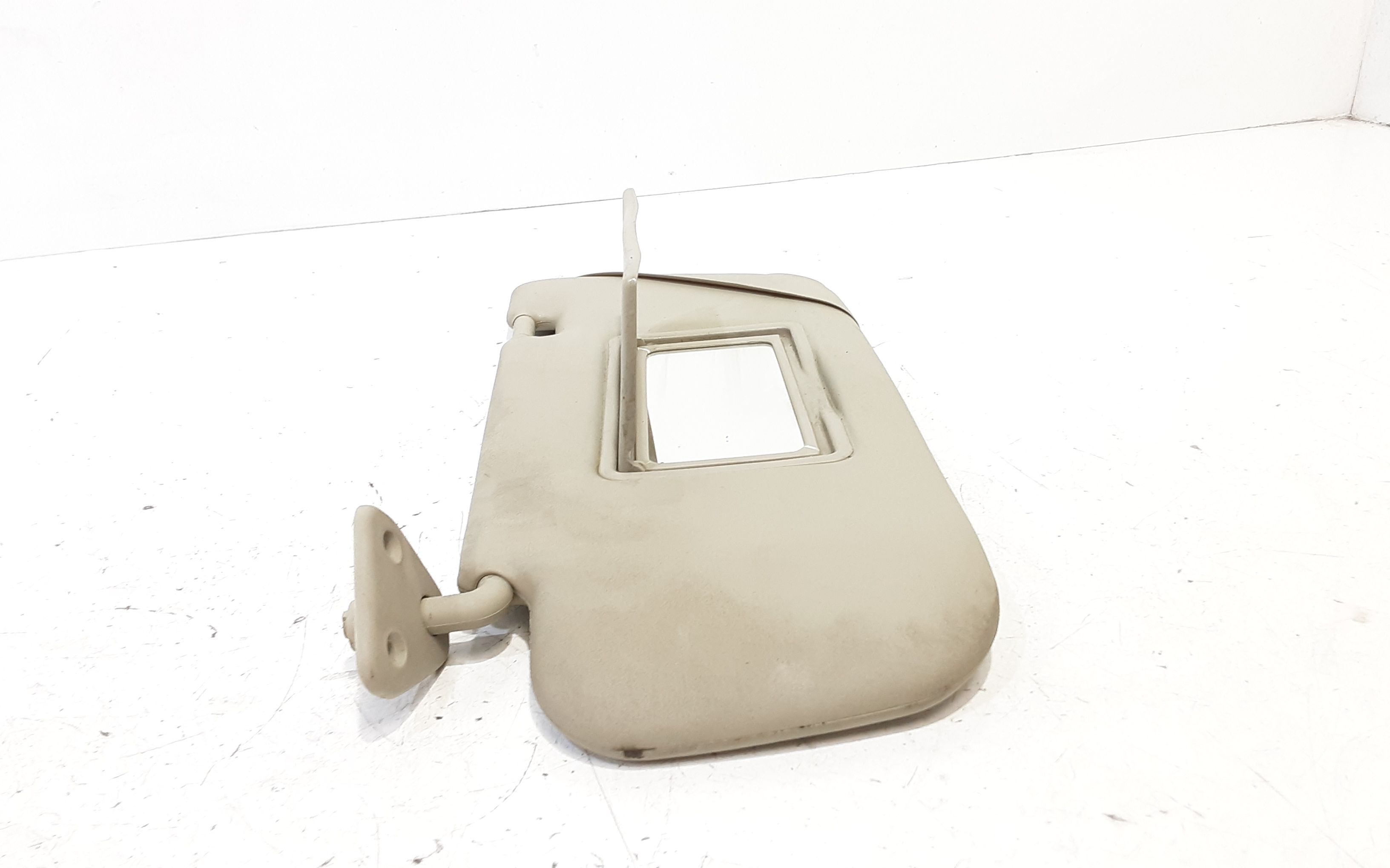 Aletta Parasole Parabrezza Sinistro Usato