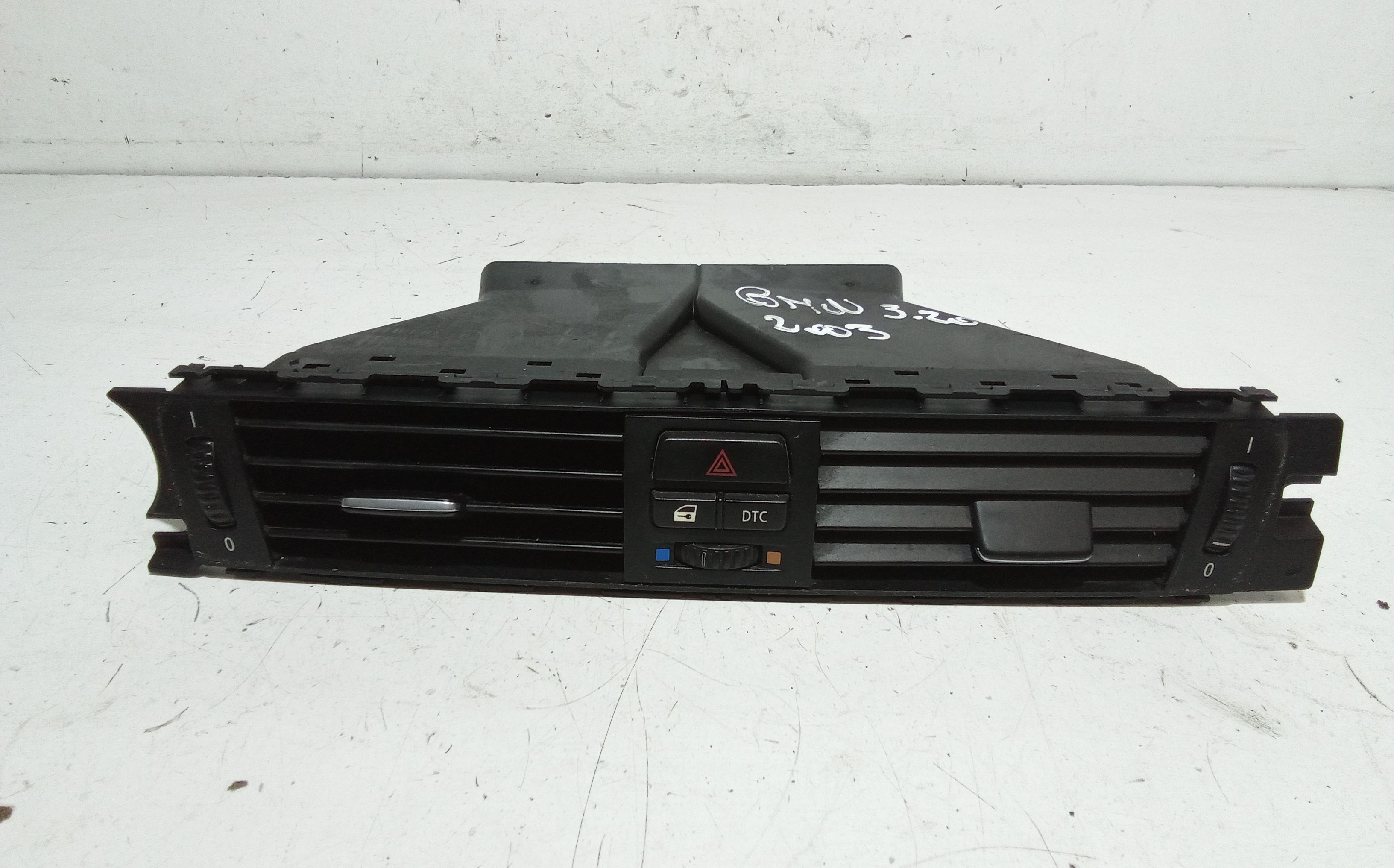 Condotto Aria Bocchette Centr. Sup. Cruscotto Usato