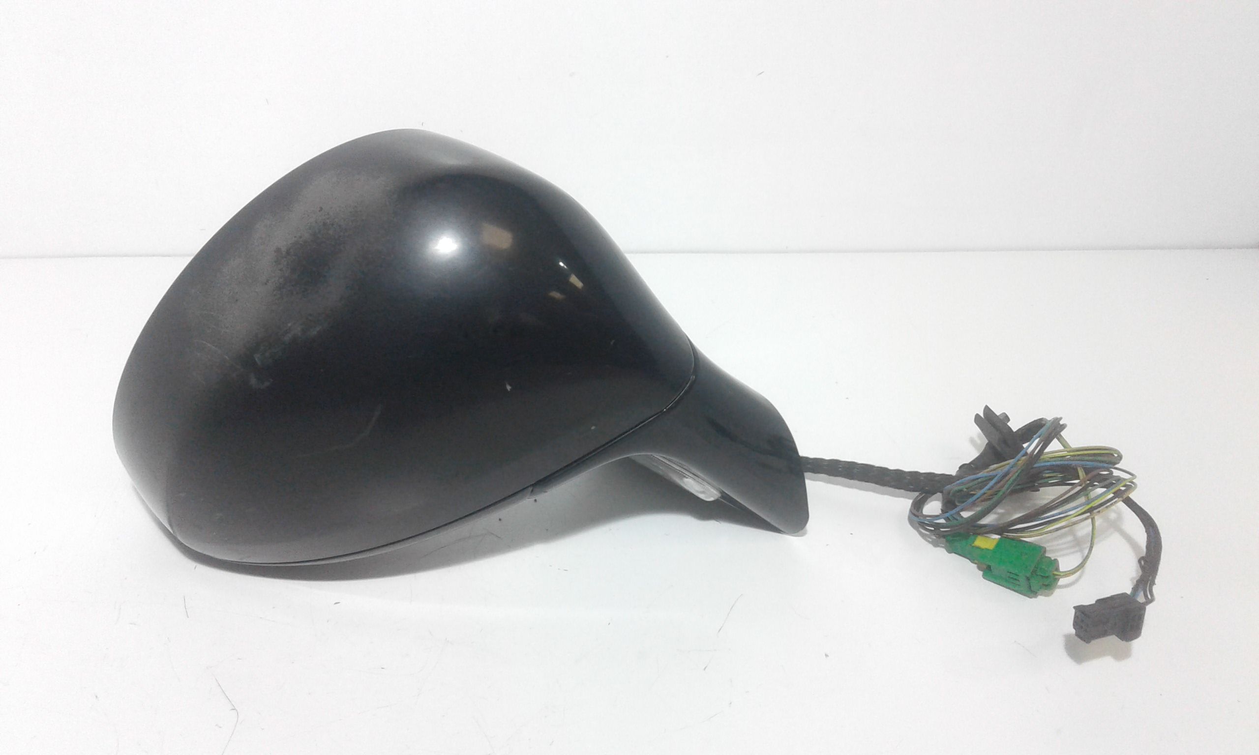 Retrovisore Est. Destro Usato