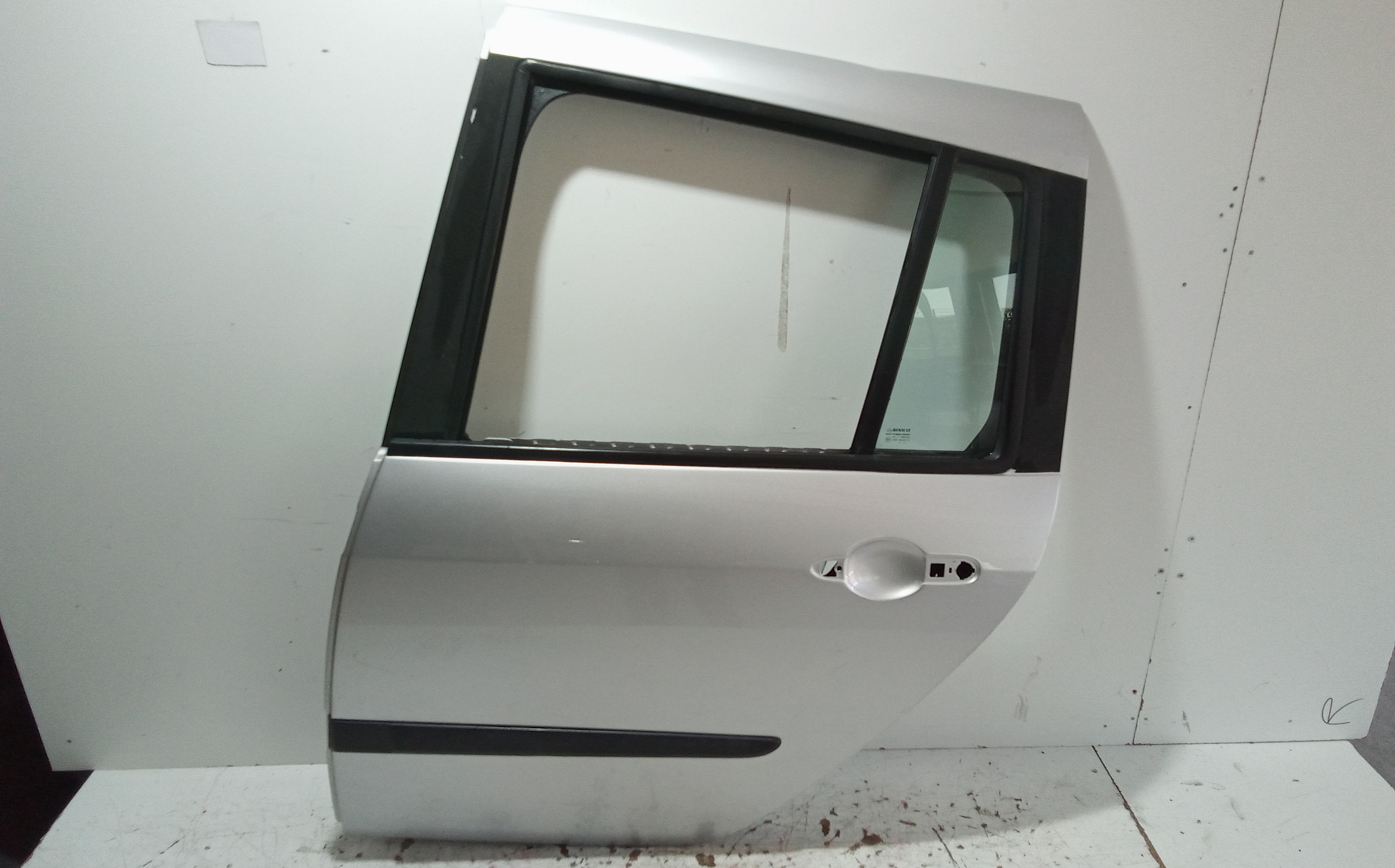 Porta Post. Sinistro 821014094R Usato