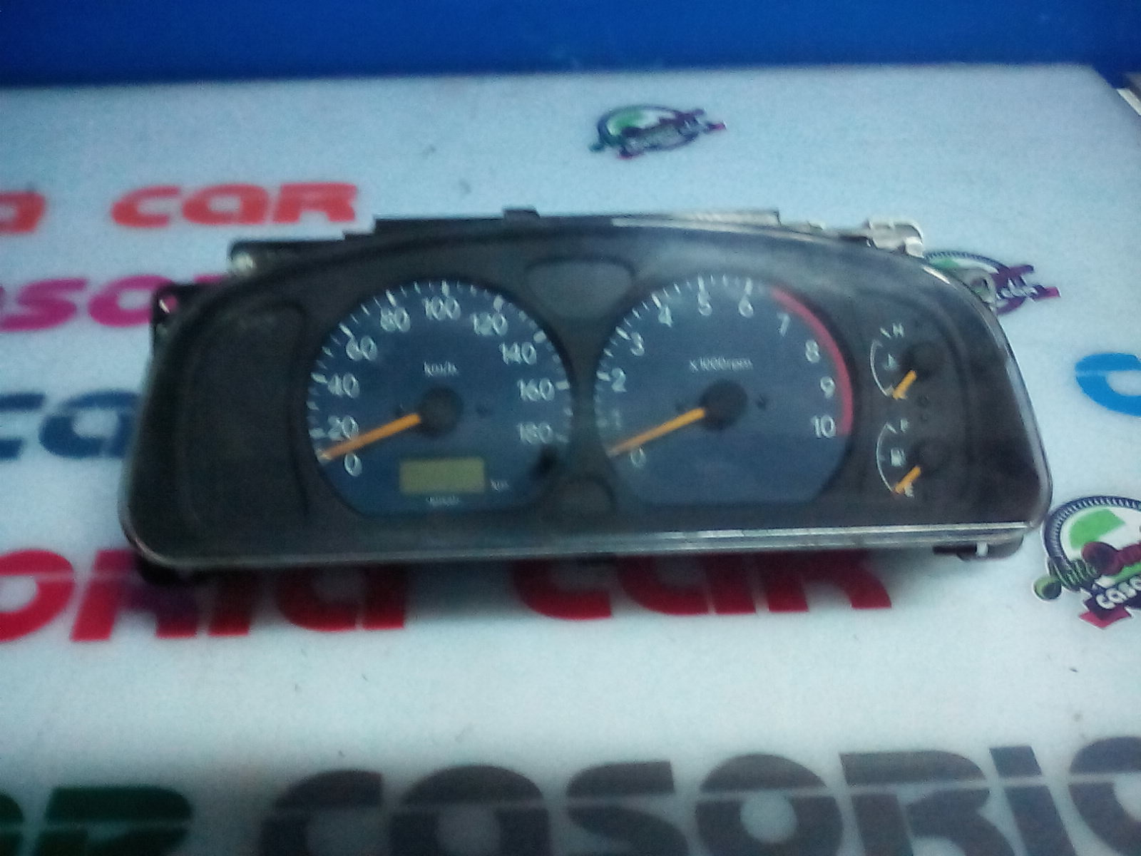 Quadro Portastrumenti Usato